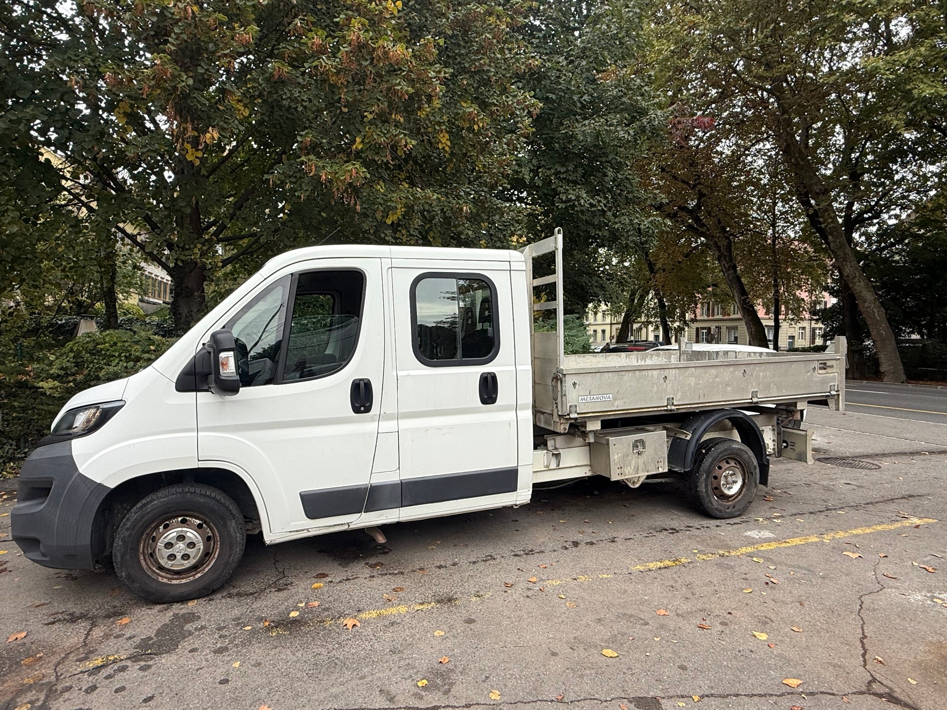 PEUGEOT Boxer 2.2 HDI 335 Active L3-image-2