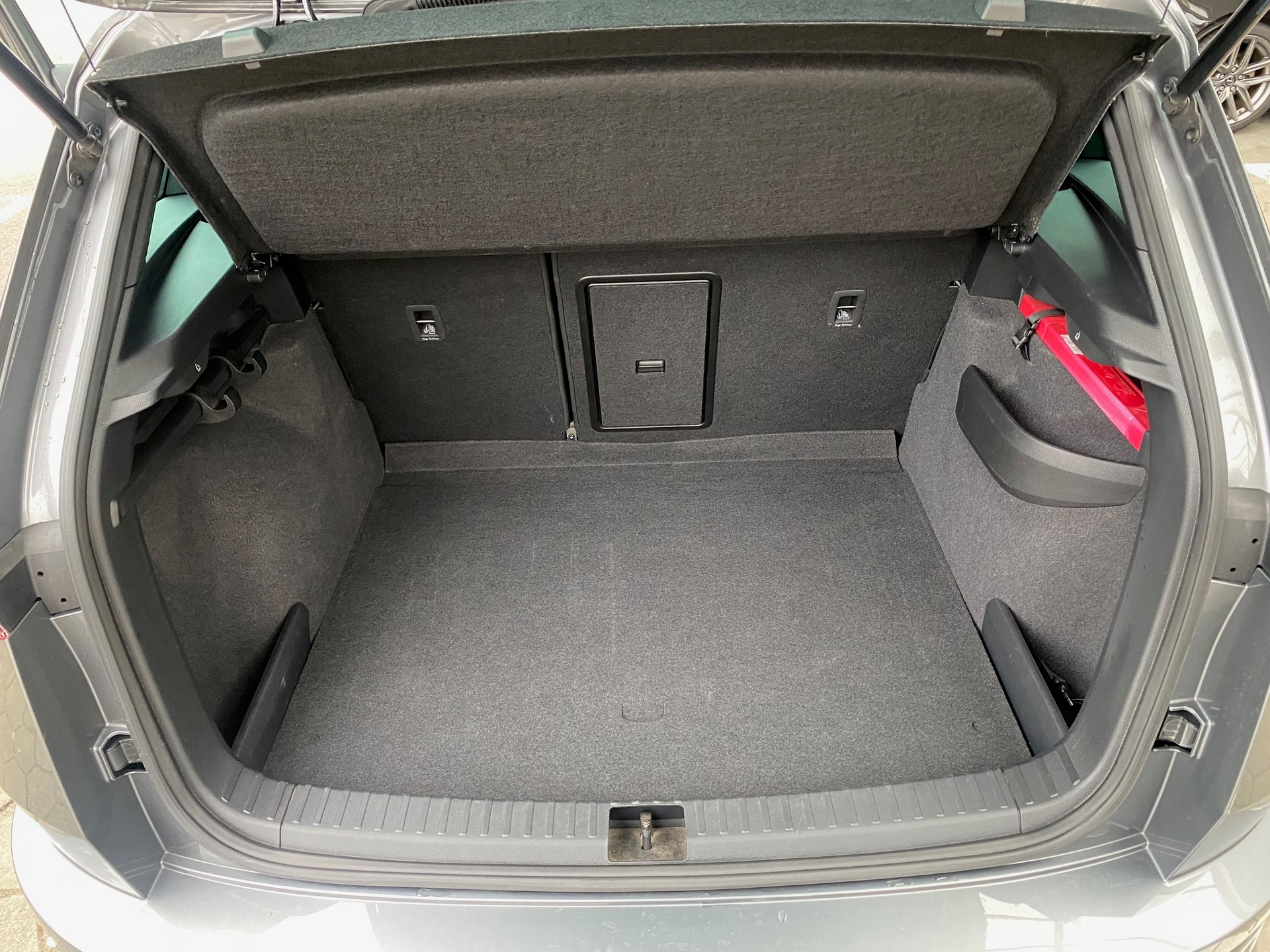 SKODA Karoq 2.0 TSI SportLine 4x4 DSG-image-9