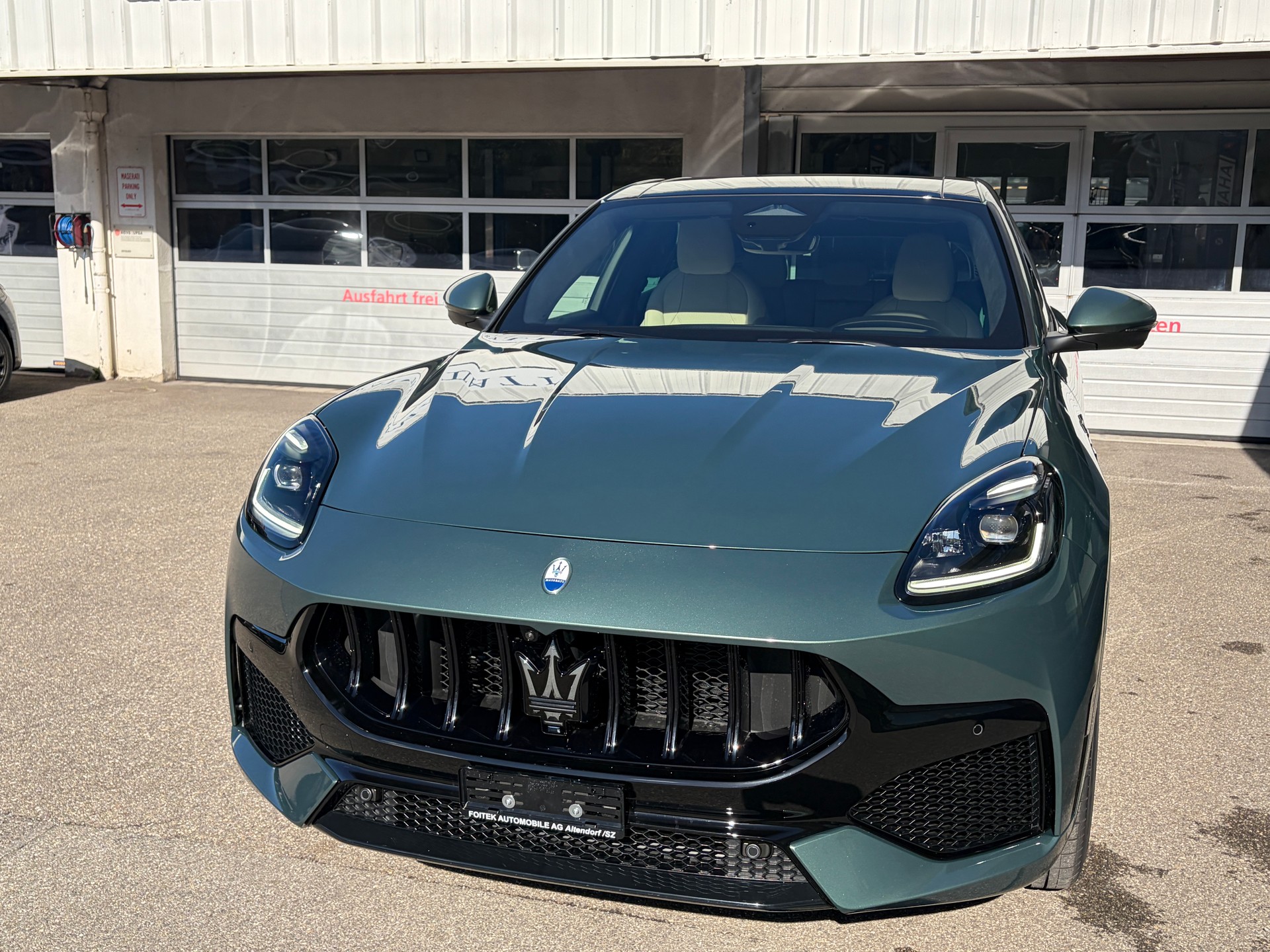 MASERATI Grecale MHEV Modena V6-image-10