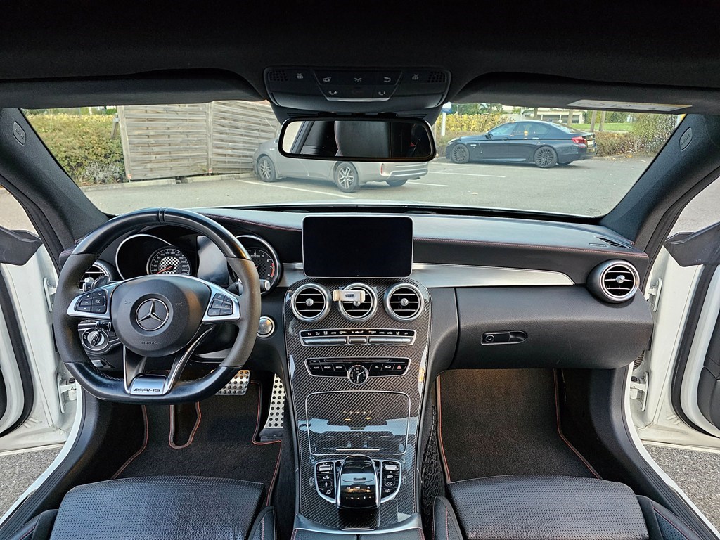 MERCEDES-BENZ C 43 AMG 4matic-image-15
