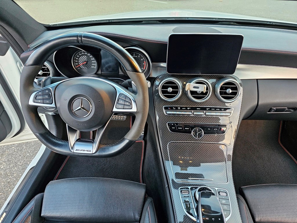 MERCEDES-BENZ C 43 AMG 4matic-image-16