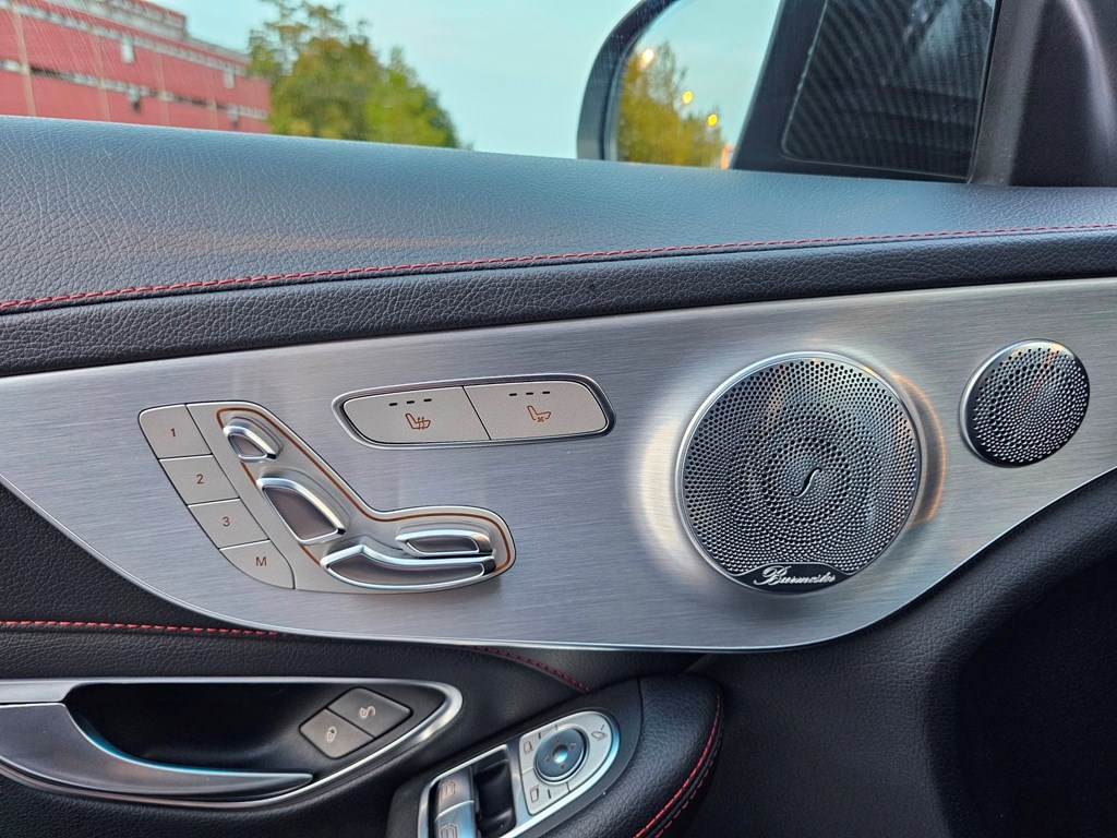 MERCEDES-BENZ C 43 AMG 4matic-image-22