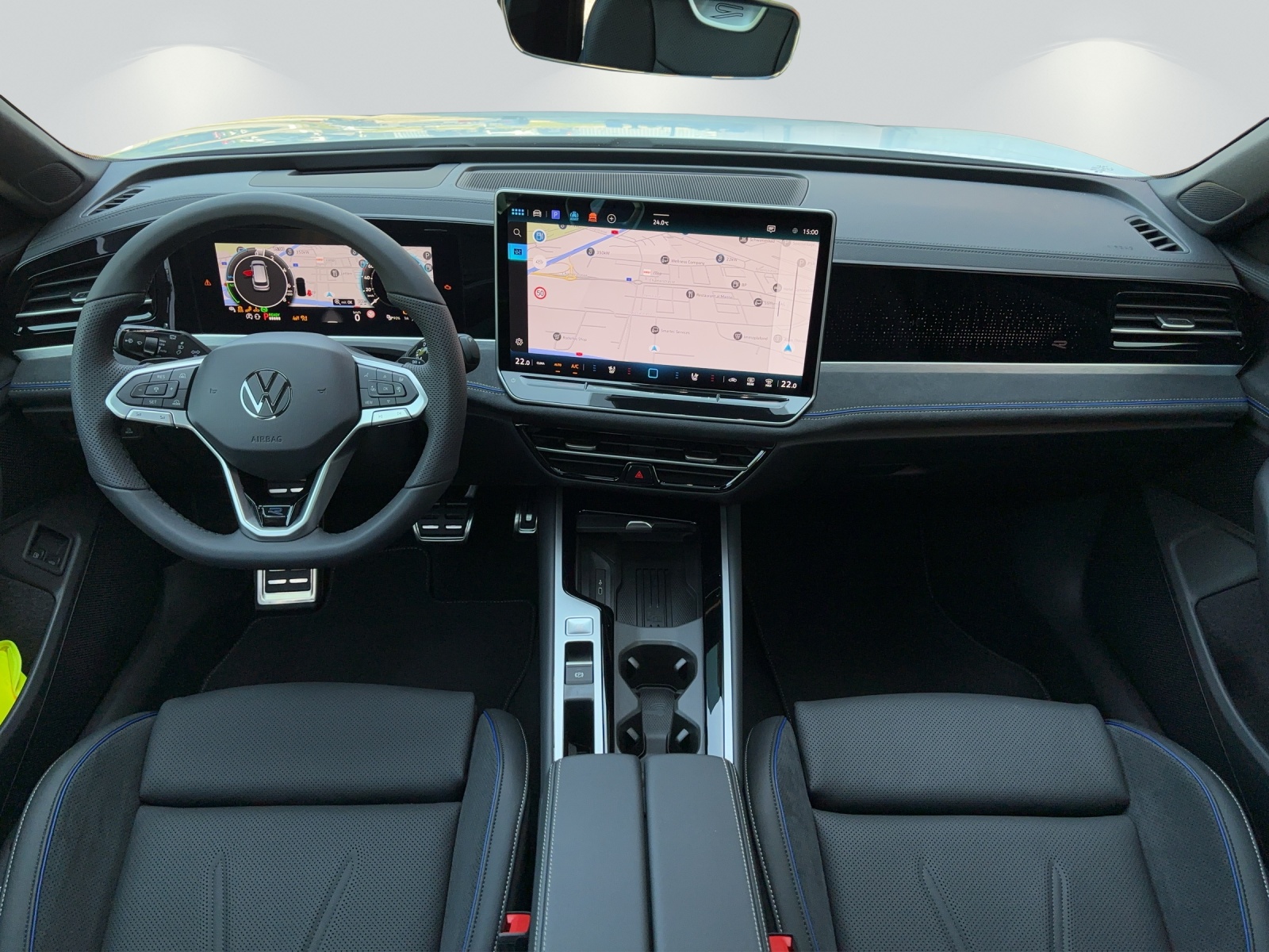 VW Passat Variant 1.5 TSI evo2 Plug-In- Hybrid R-Line DSG-image-6