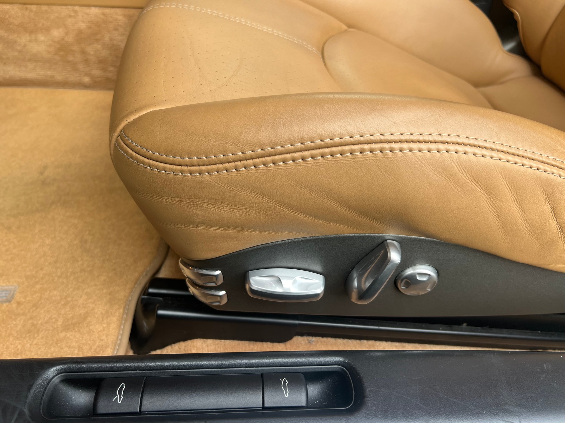PORSCHE 911 Cabrio Carrera S PDK-image-8
