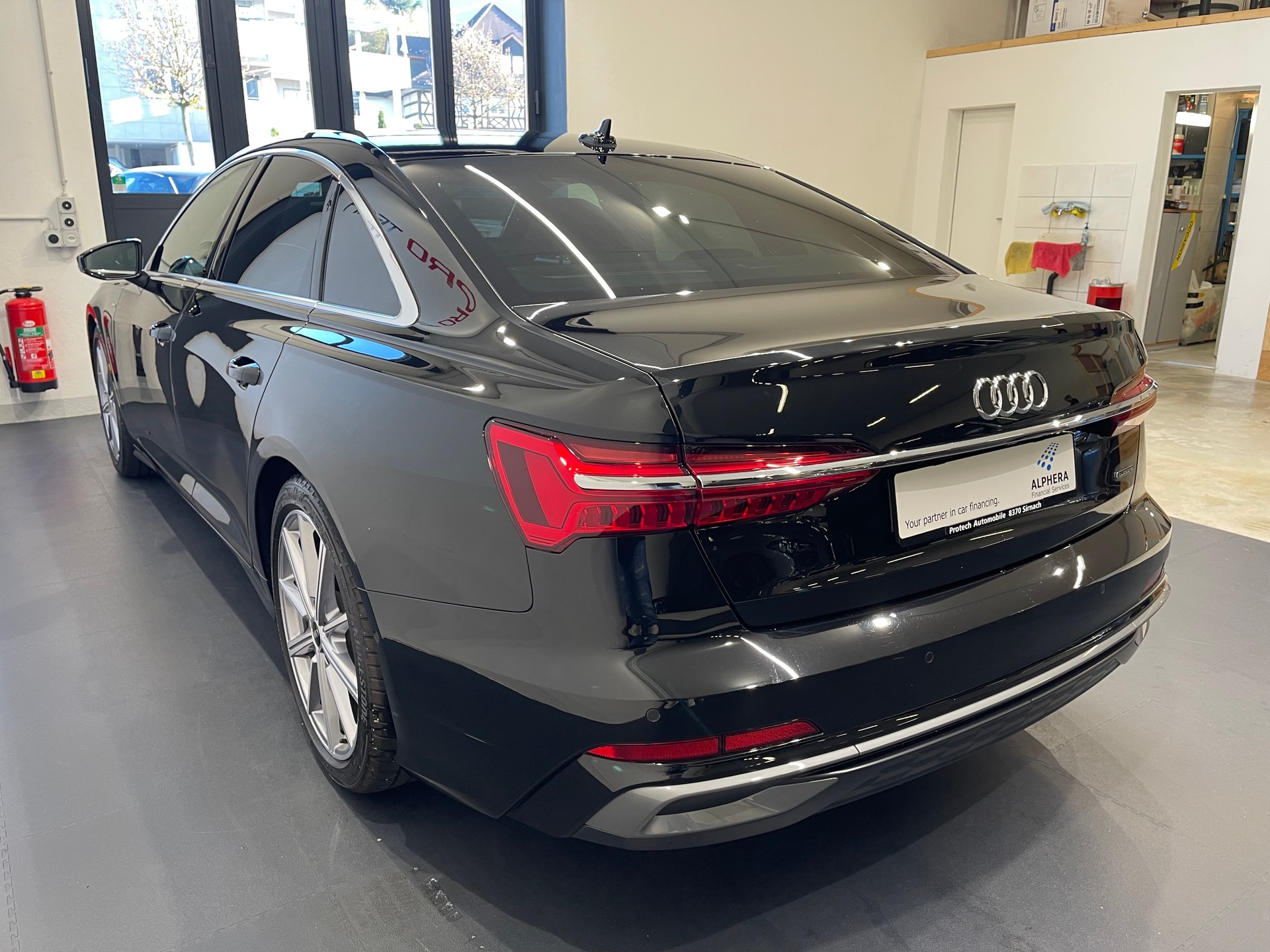 AUDI A6 45 TFSI Sport quattro S-tronic* S-LINE*-image-4