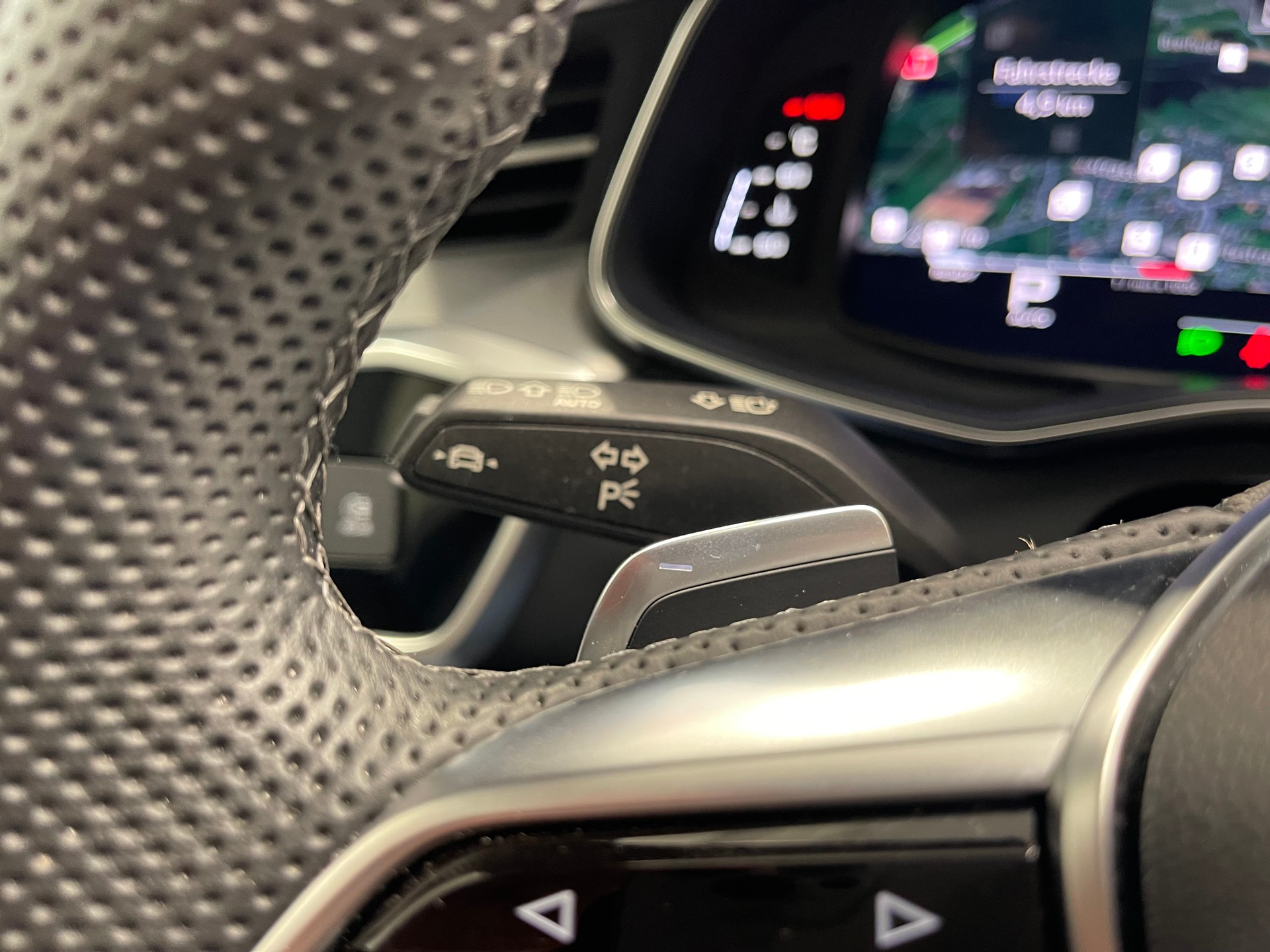 AUDI A6 45 TFSI Sport quattro S-tronic* S-LINE*-image-23
