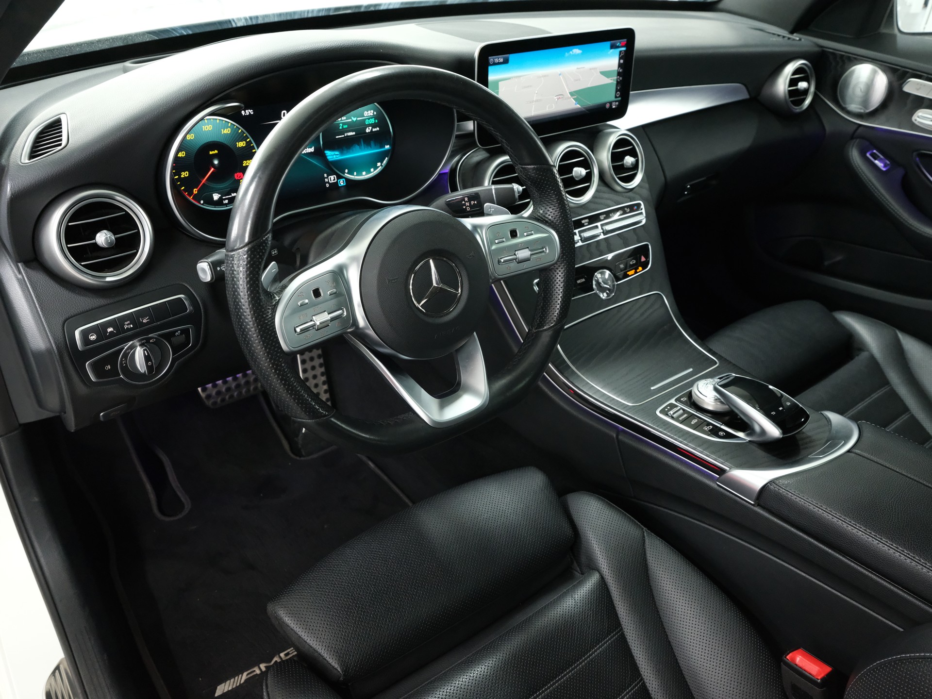 MERCEDES-BENZ C 200 Swiss Star AMG Line 4M 9G-Tronic-image-8