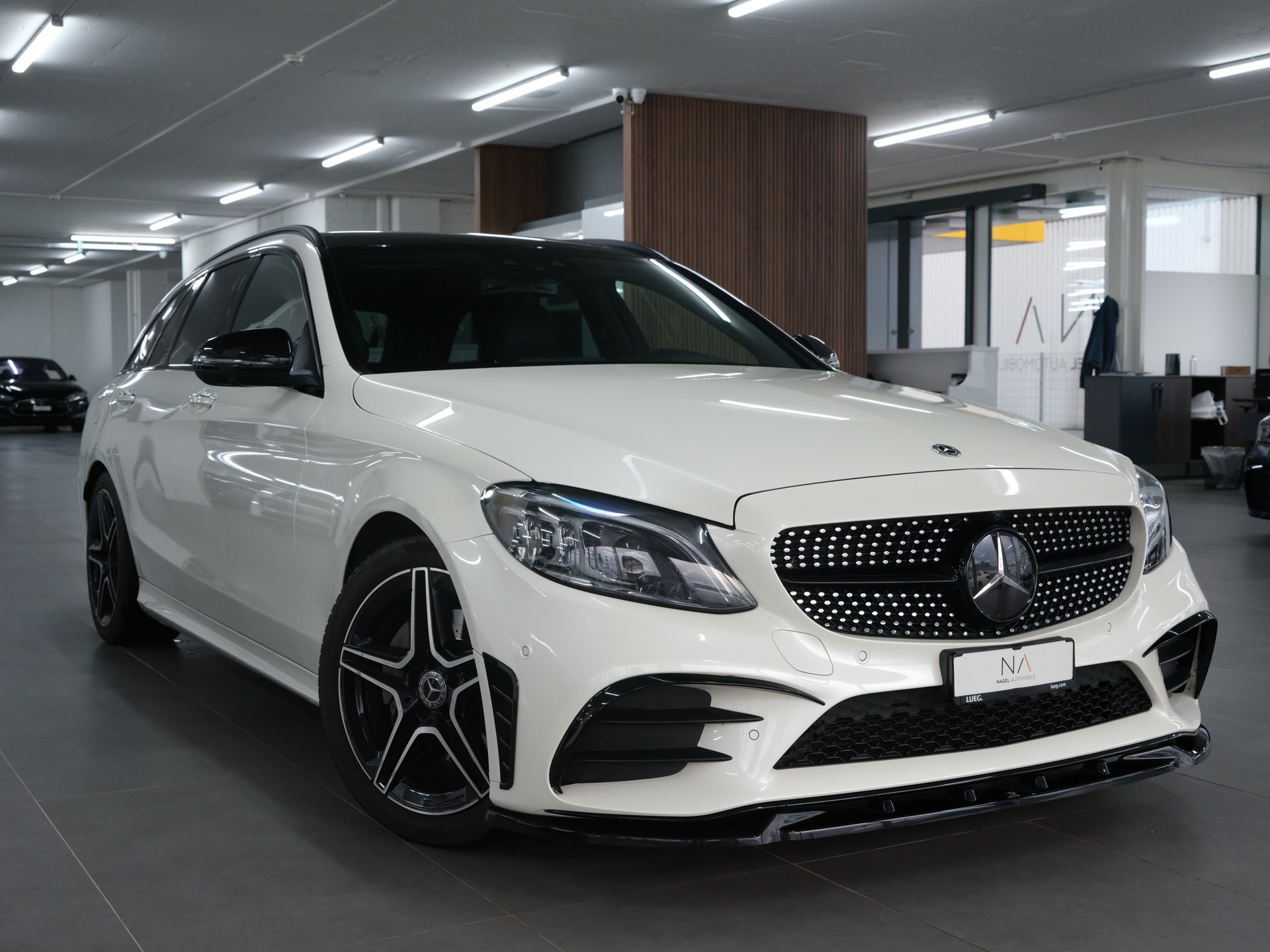 MERCEDES-BENZ C 200 Swiss Star AMG Line 4M 9G-Tronic