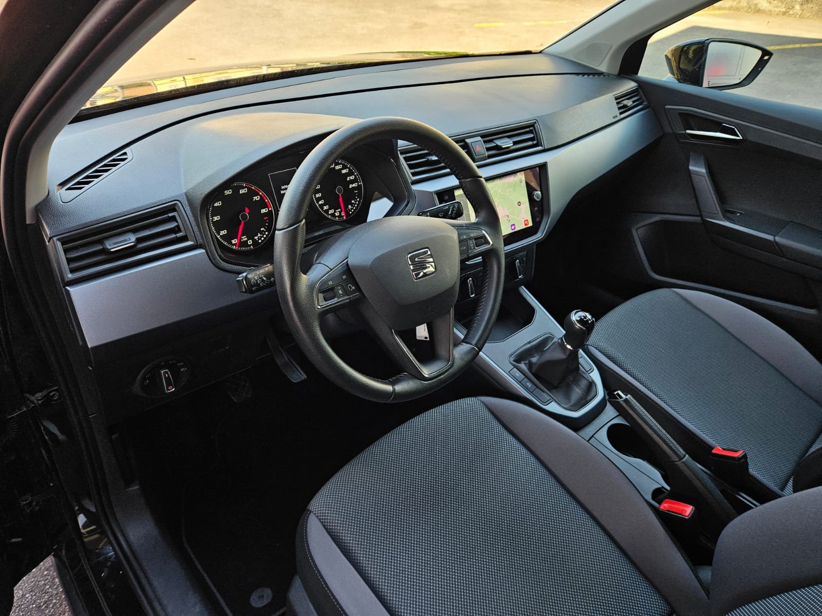 SEAT Arona 1.0 TSI Eco Style-image-4