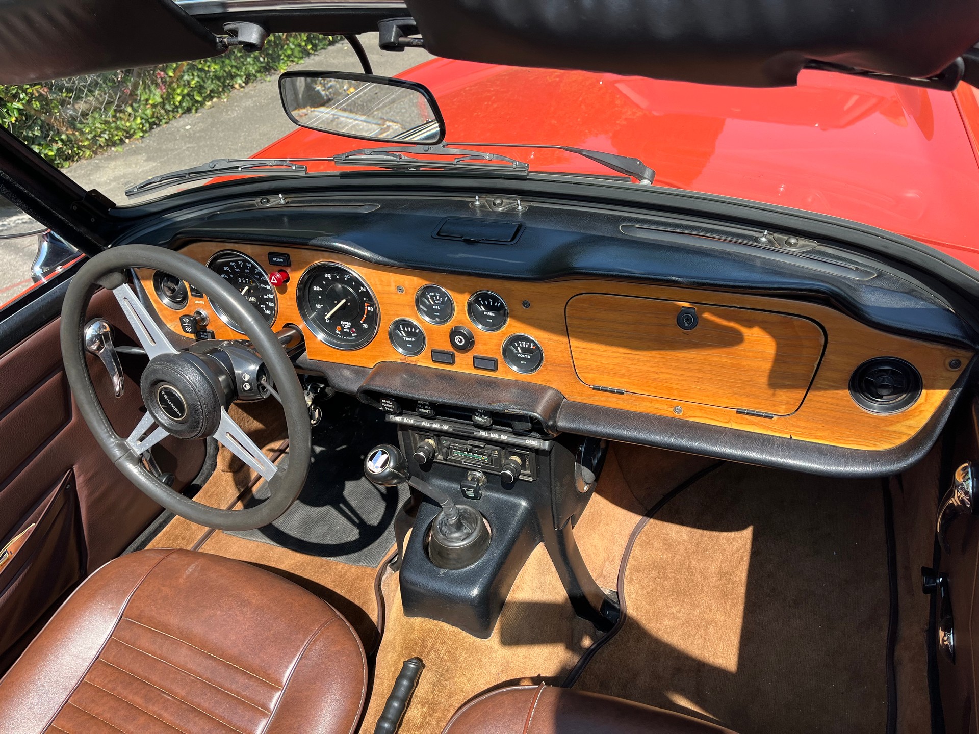 TRIUMPH TR6-image-17