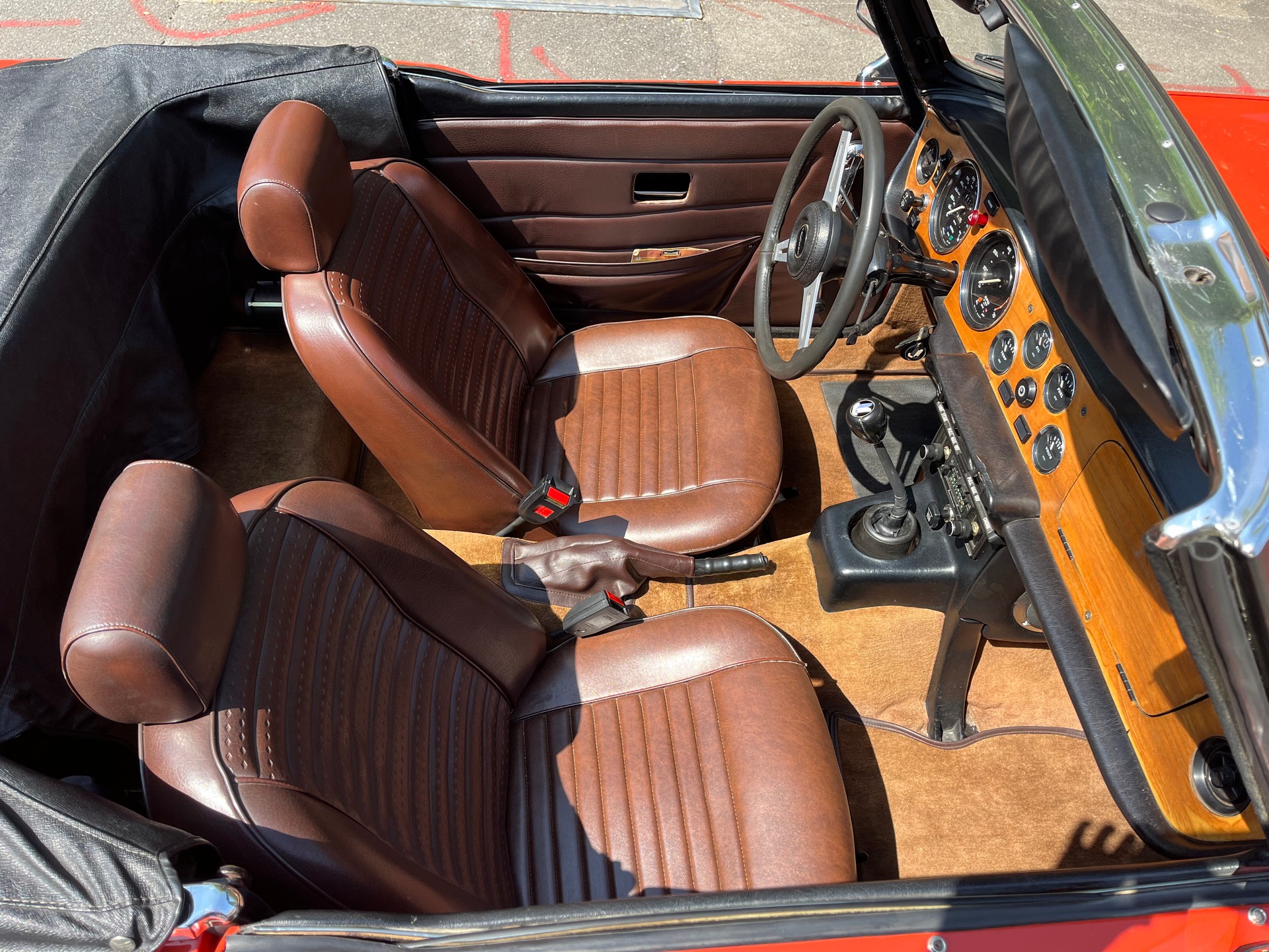 TRIUMPH TR6-image-16