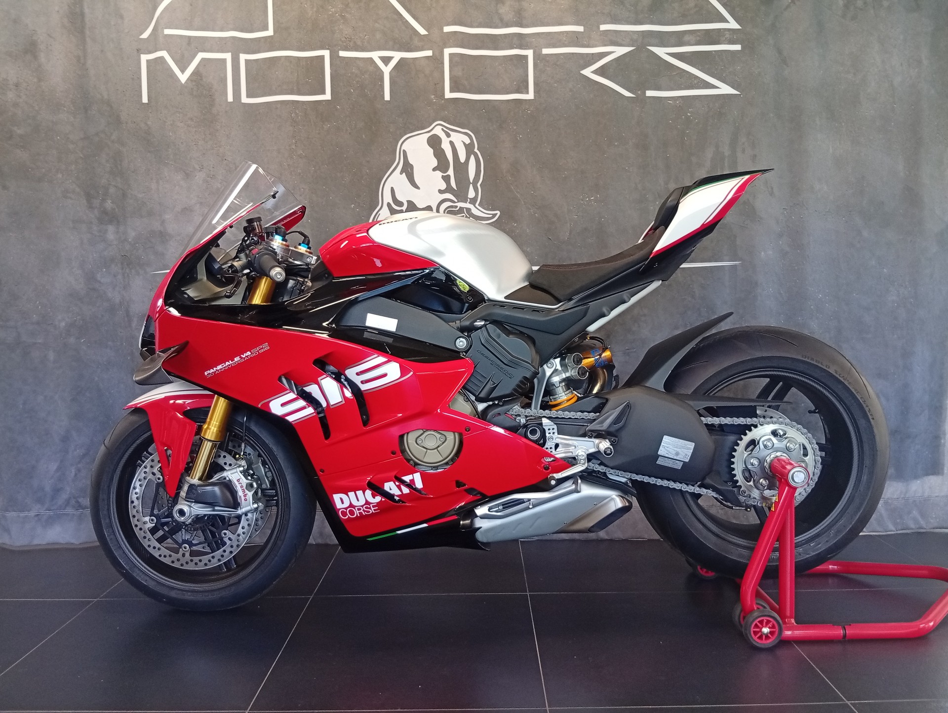DUCATI SP2 916 - 30EME ANNIVERSAIRE-showroom-element-1