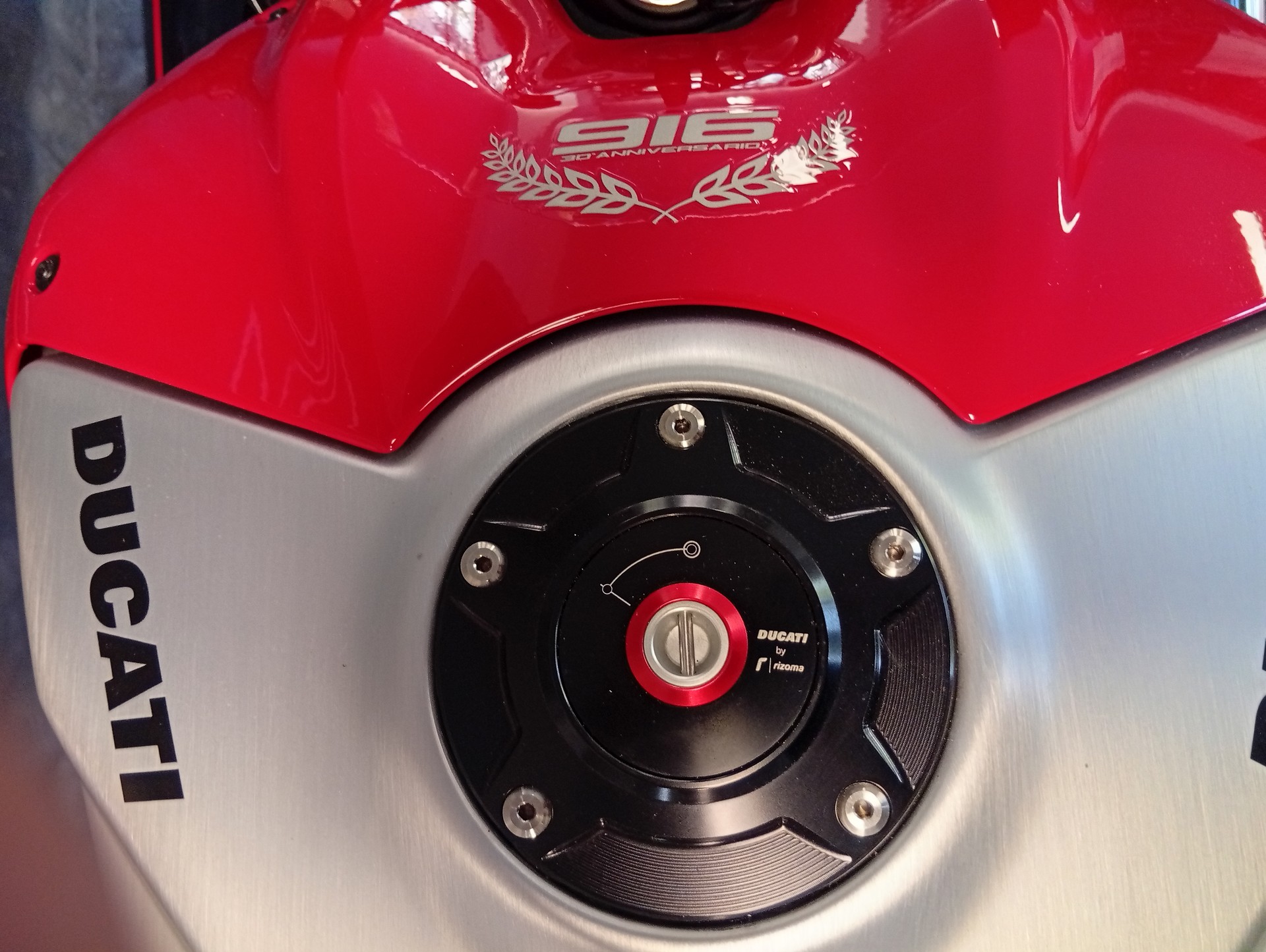 DUCATI SP2 916 - 30EME ANNIVERSAIRE-image-9