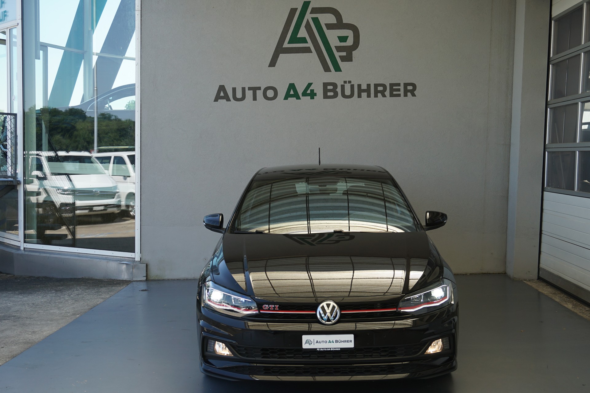 VW Polo 2.0 TSI GTI 200PS DSG-Automat-image-8