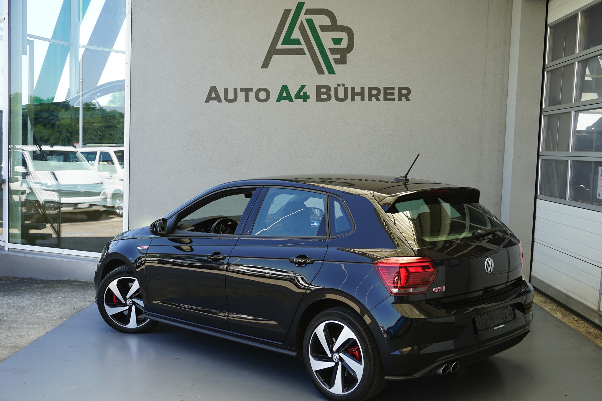 VW Polo 2.0 TSI GTI 200PS DSG-Automat-image-5