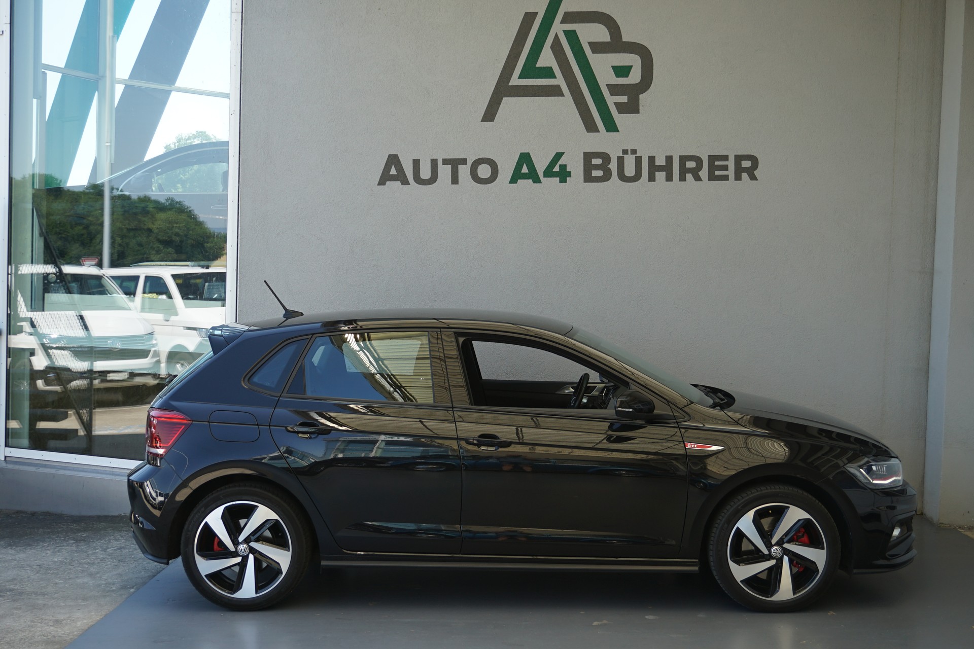 VW Polo 2.0 TSI GTI 200PS DSG-Automat-image-4