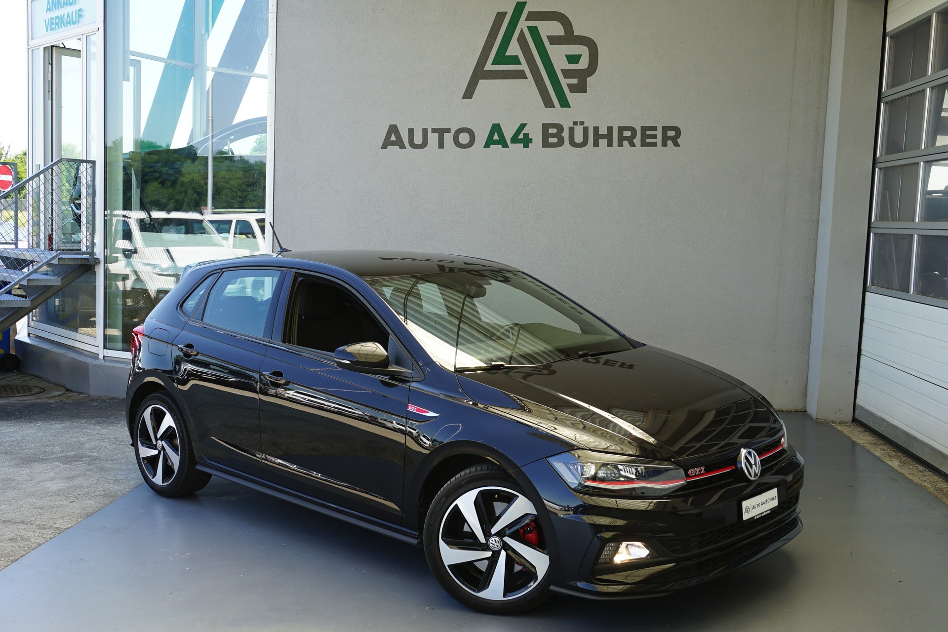 VW Polo 2.0 TSI GTI 200PS DSG-Automat-image-3