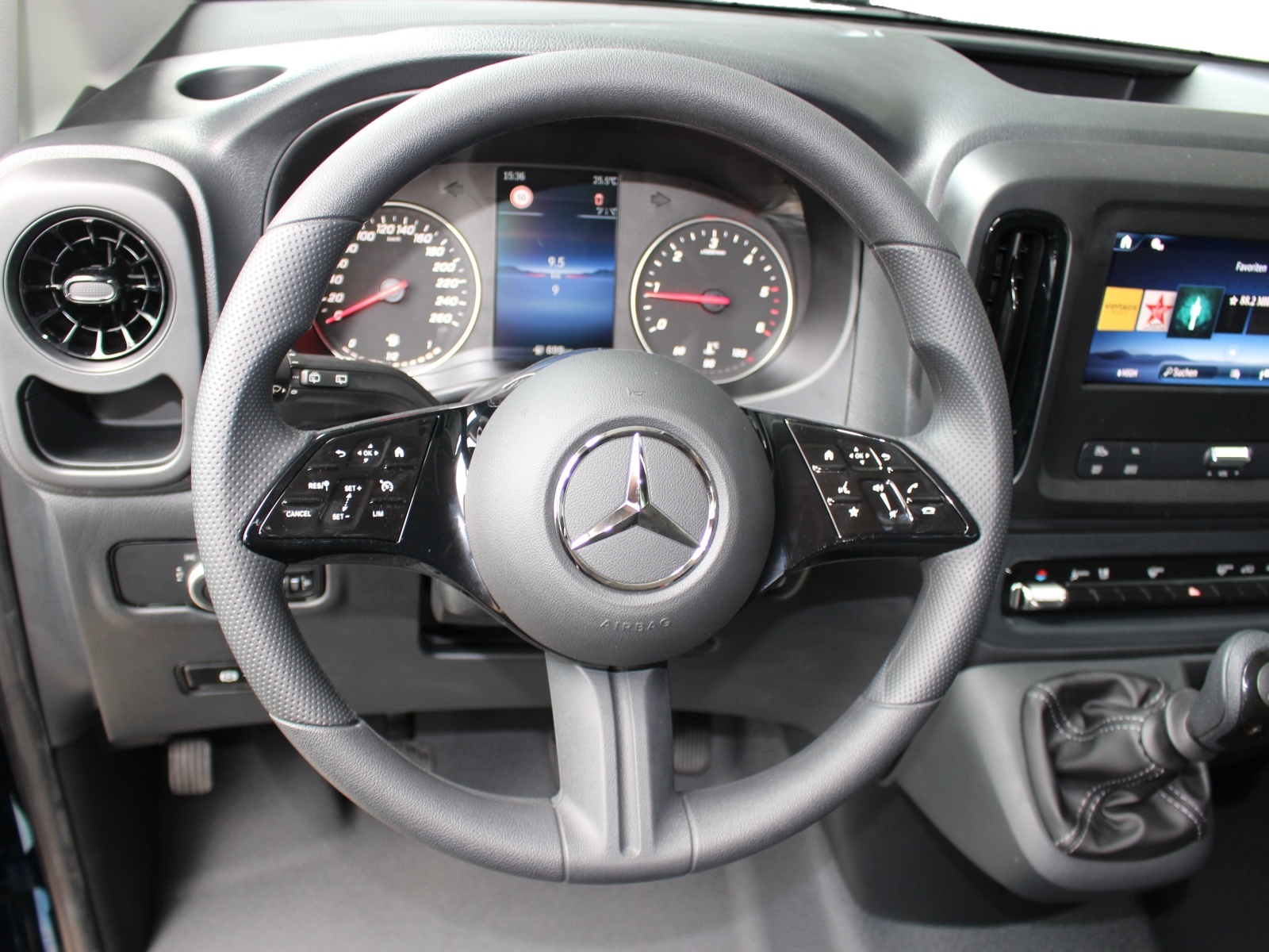 MERCEDES-BENZ Vito 110 CDI KA BASE 3200mm K-image-11