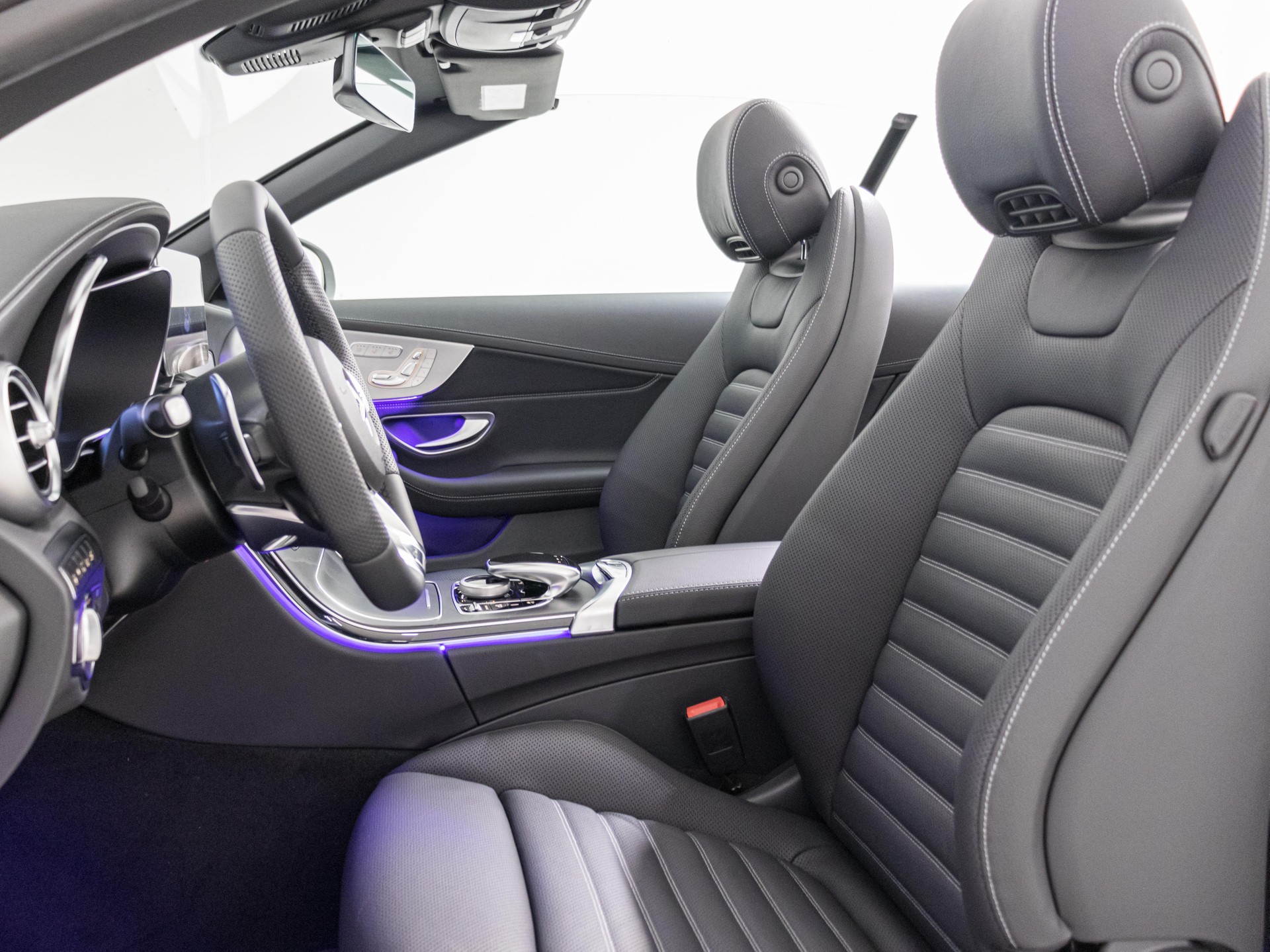 MERCEDES-BENZ C 43 AMG 4MATIC Cabriolet-image-10
