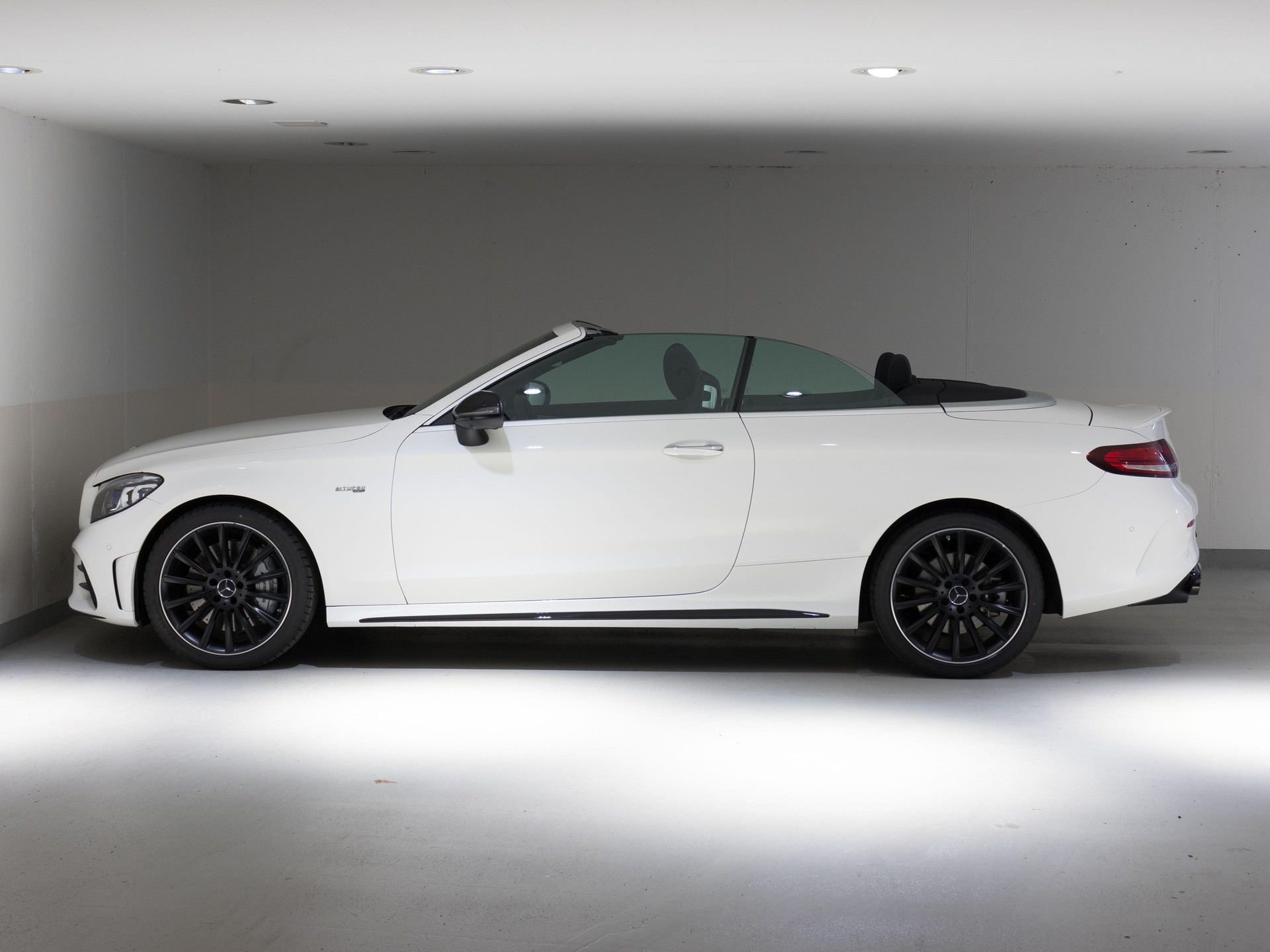 MERCEDES-BENZ C 43 AMG 4MATIC Cabriolet-image-7