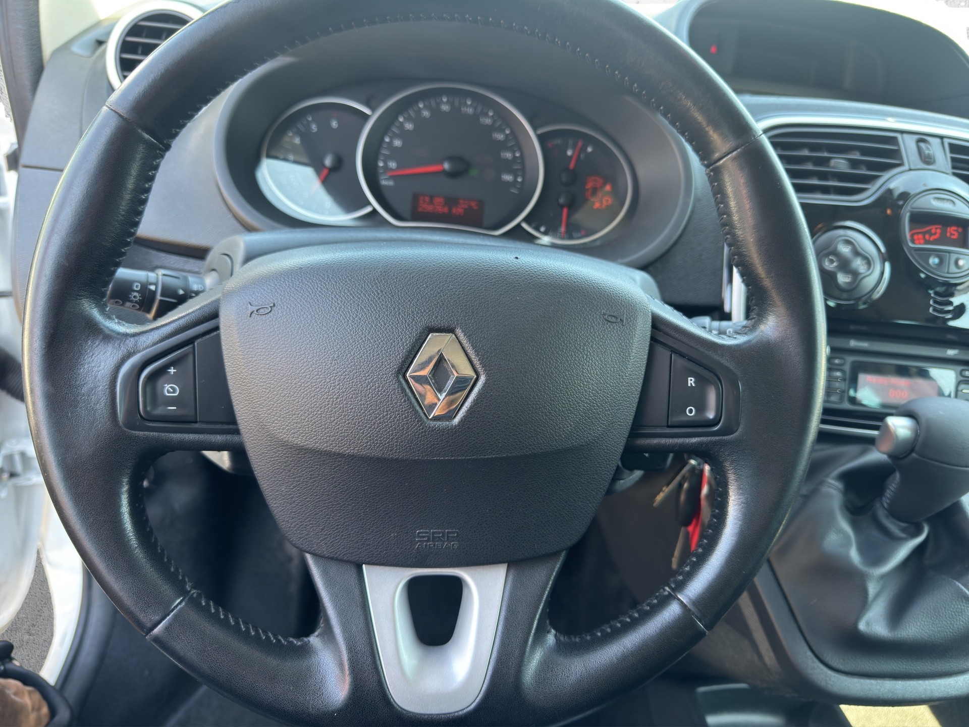 RENAULT Renault Kangoo Rollstuhlfahrzeug 1.2 16V Turbo-image-8