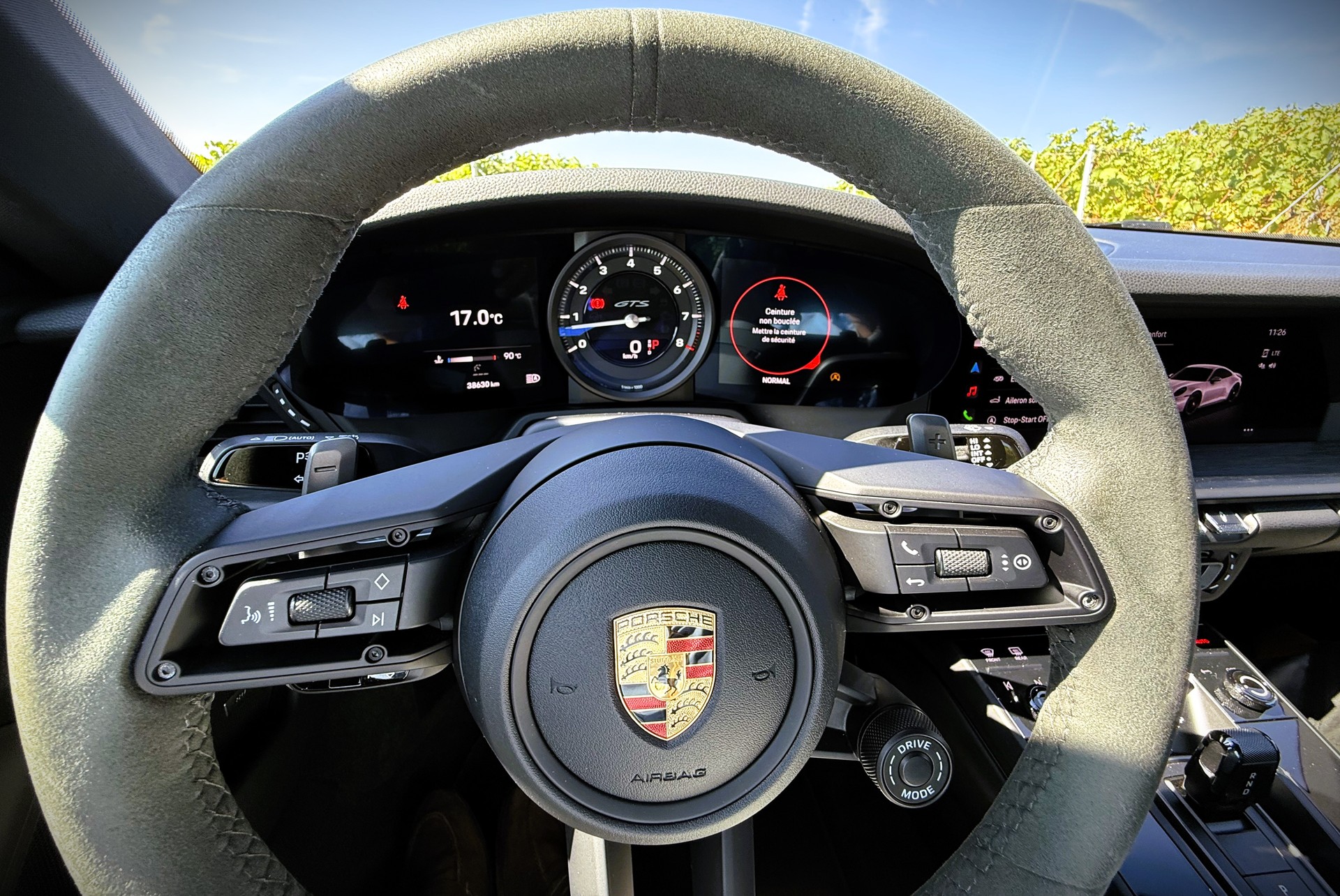 PORSCHE 911 Carrera 4 GTS PDK-image-21