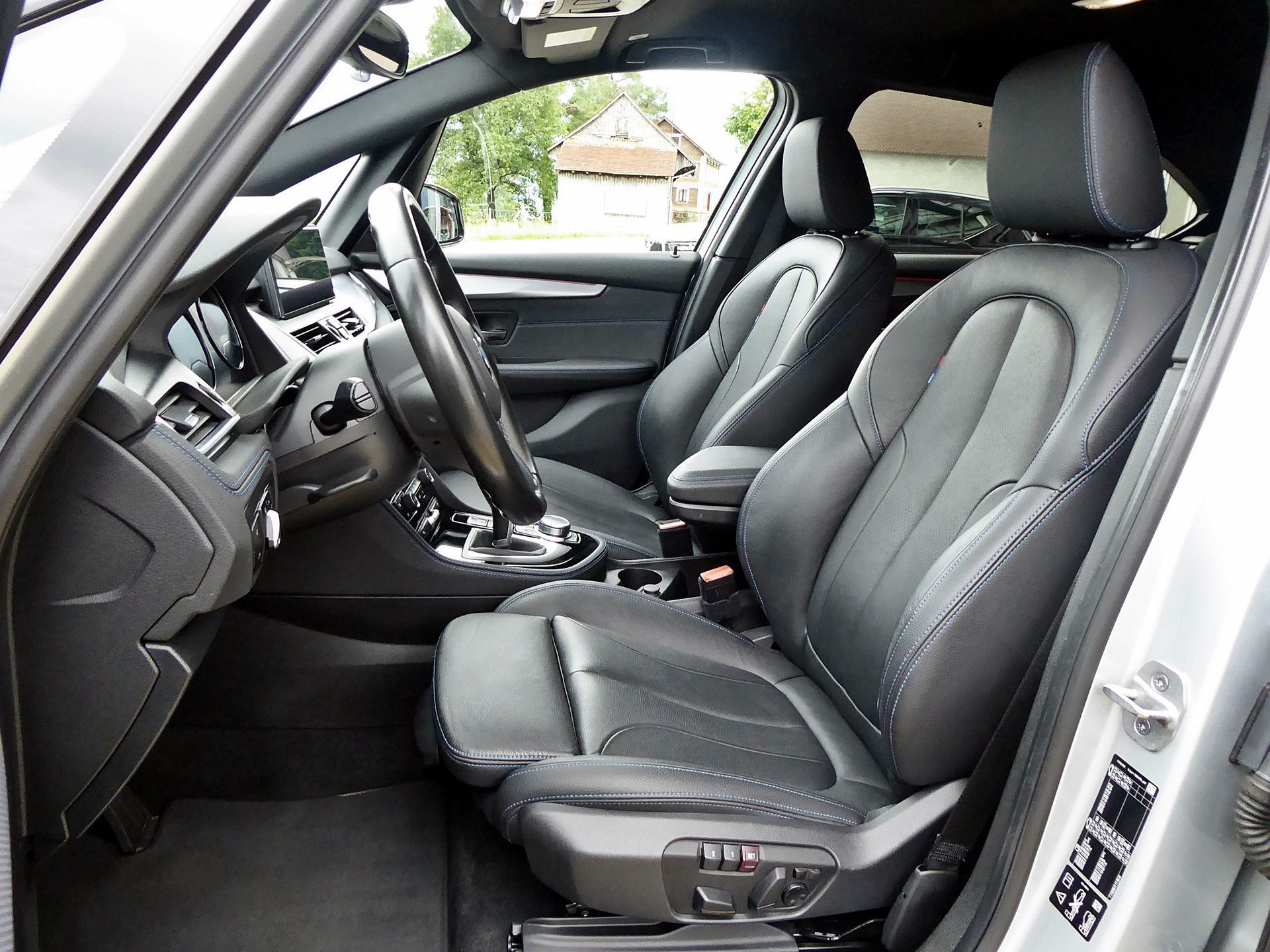 BMW 218d xDrive ActiveT MSport-image-7