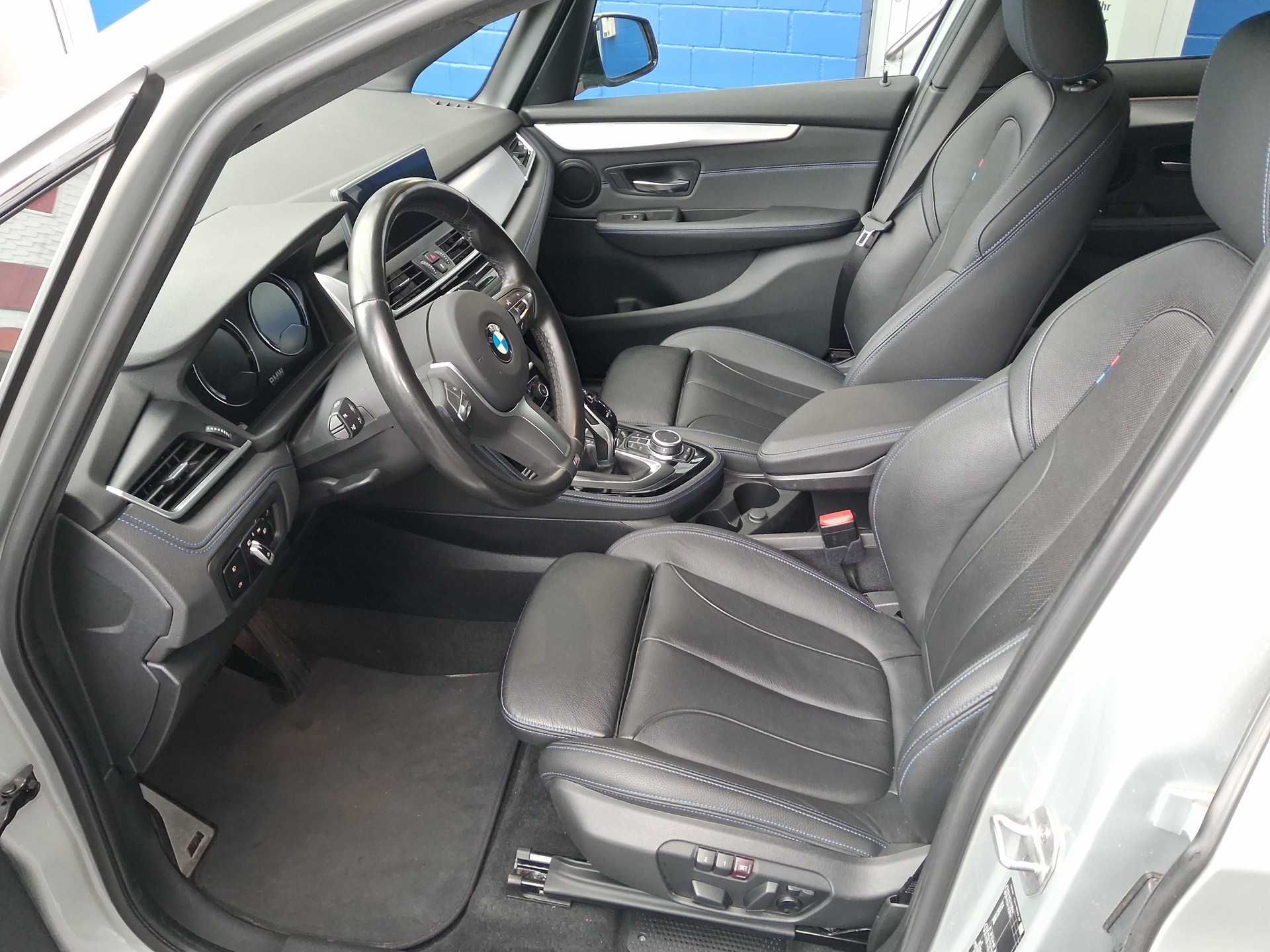 BMW 218d xDrive ActiveTMSport-image-6