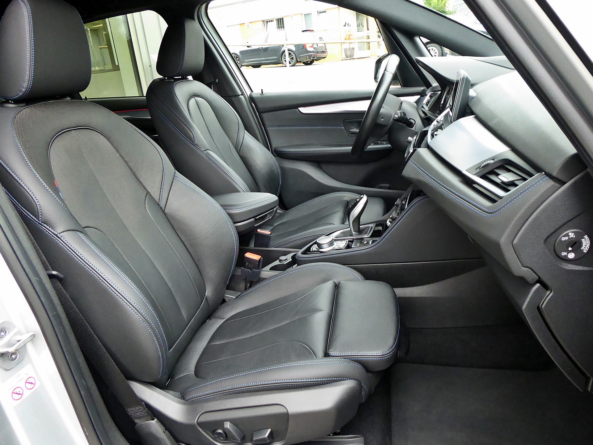 BMW 218d xDrive ActiveT MSport-image-4