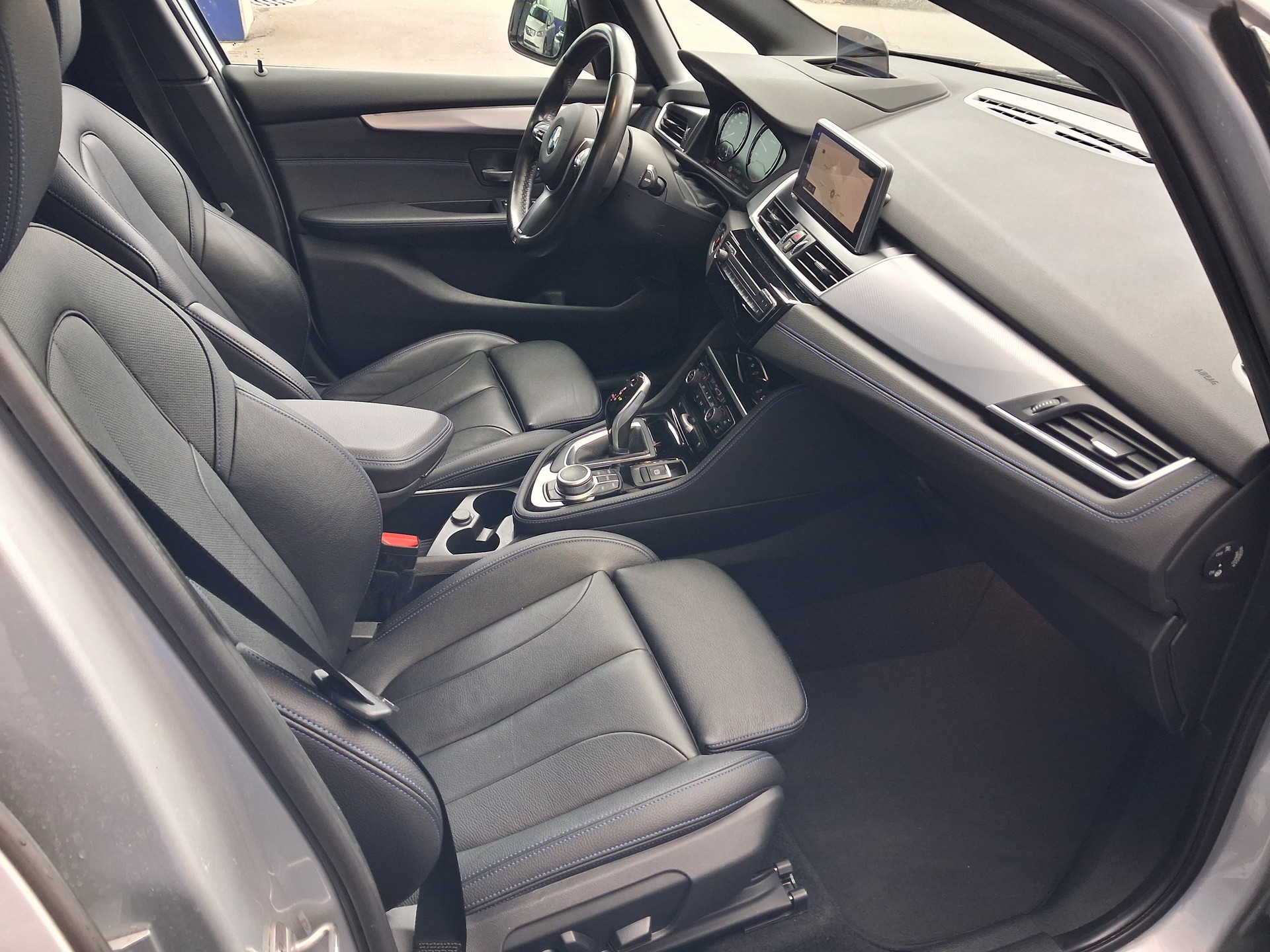 BMW 218d xDrive ActiveTMSport-image-7