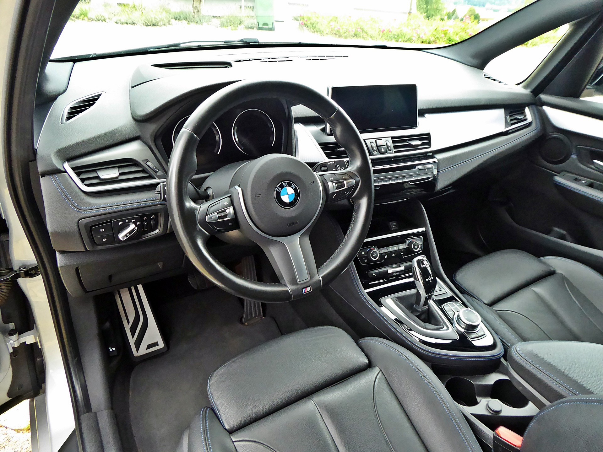 BMW 218d xDrive ActiveT MSport-image-8