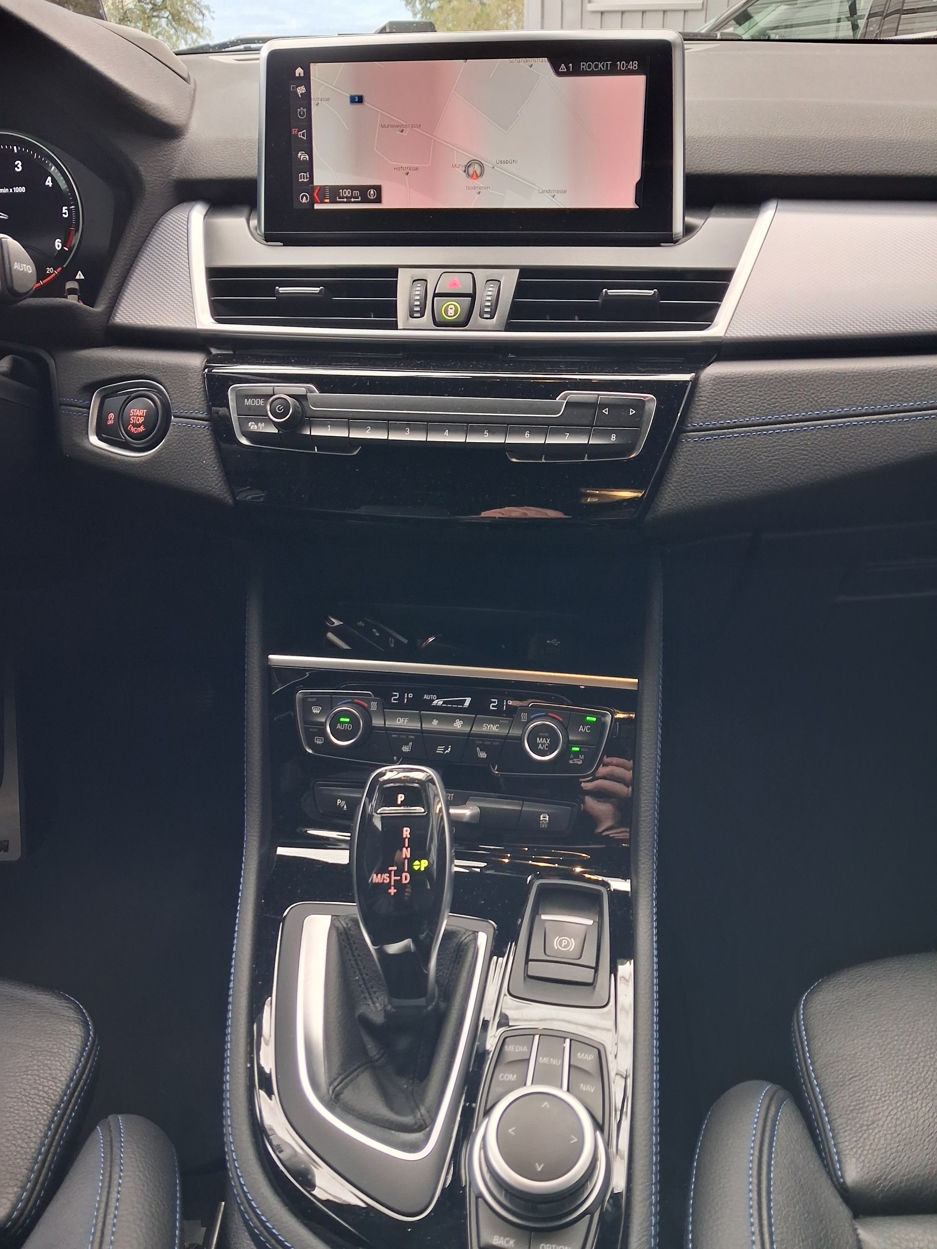 BMW 218d xDrive ActiveTMSport-image-11