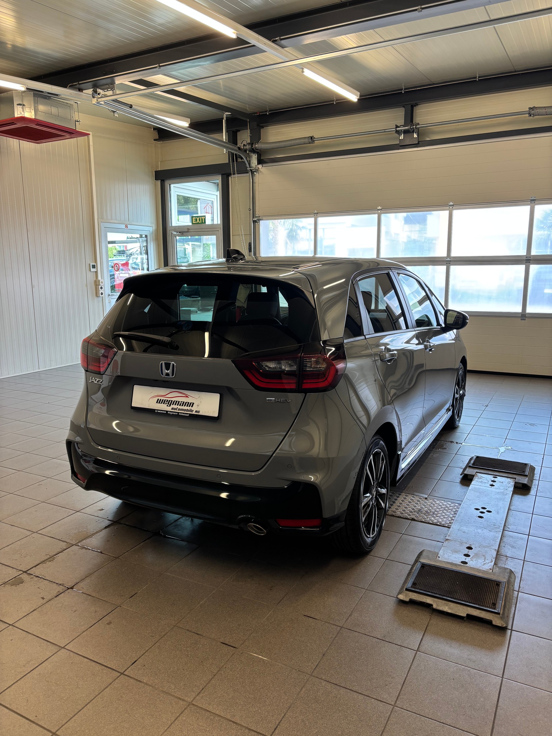 HONDA Jazz 1.5i-MMD Advance Sport E-CVT-image-3