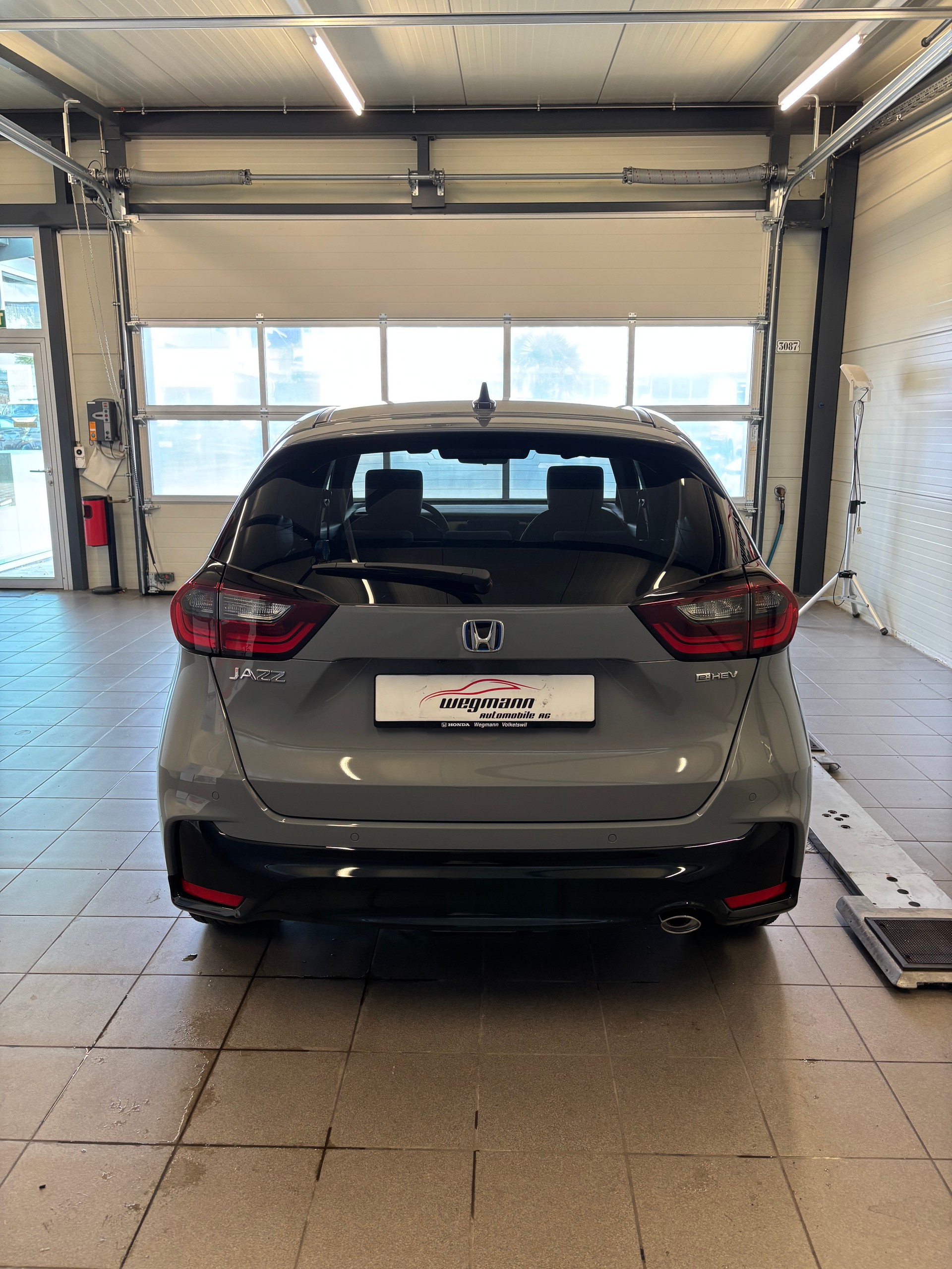 HONDA Jazz 1.5i-MMD Advance Sport E-CVT-image-4