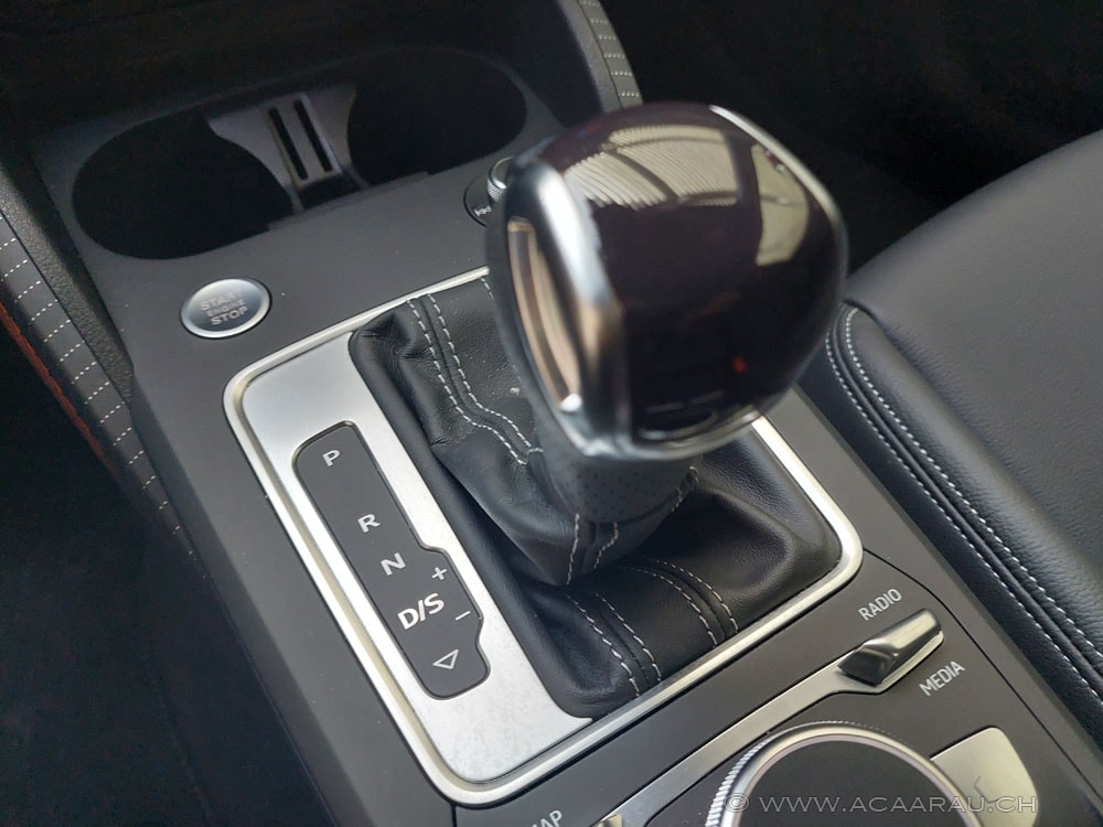 AUDI Q2 35 TFSI S line S-tronic / Video : https://youtu.be/GaFqZbbl8L0 / Bilder : https://youtu.be/o7VoDzQnesA-image-19