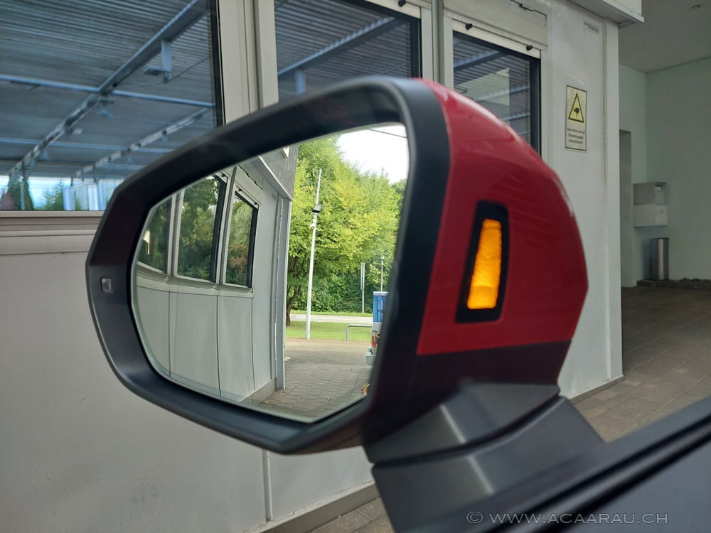 AUDI Q2 35 TFSI S line S-tronic / Video : https://youtu.be/GaFqZbbl8L0 / Bilder : https://youtu.be/o7VoDzQnesA-image-20