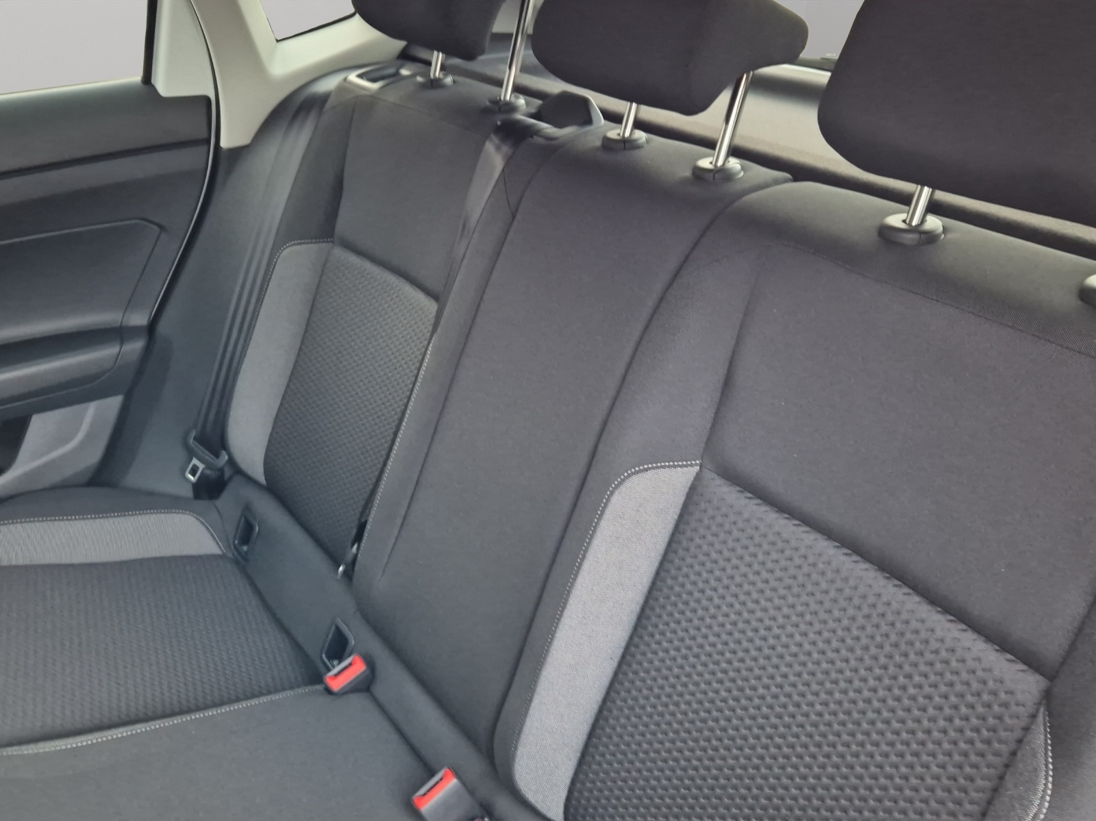 VW VW Polo Life-image-8