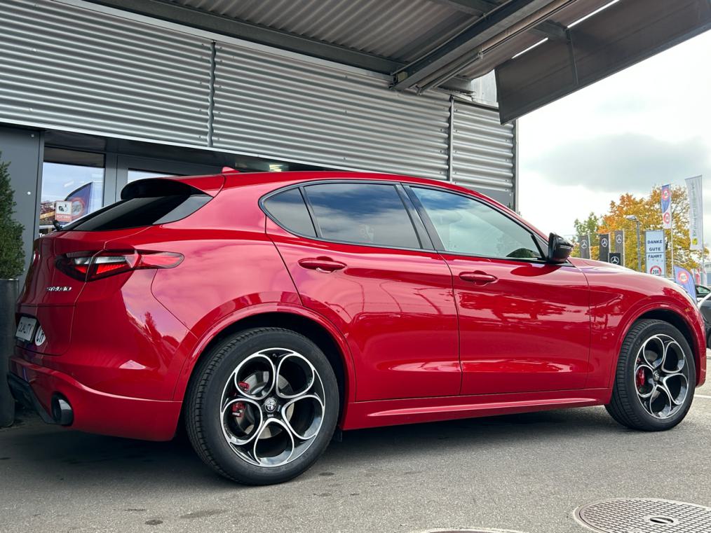 ALFA ROMEO Stelvio 2.0 Veloce Q4 Automatic-image-2