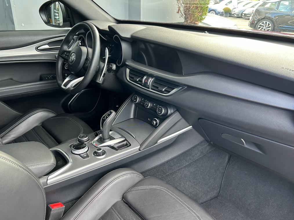 ALFA ROMEO Stelvio 2.0 Veloce Q4 Automatic-image-8