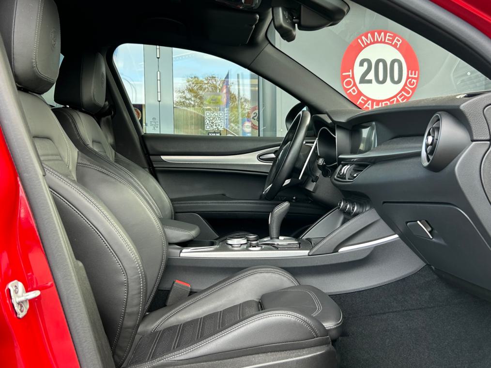 ALFA ROMEO Stelvio 2.0 Veloce Q4 Automatic-image-9