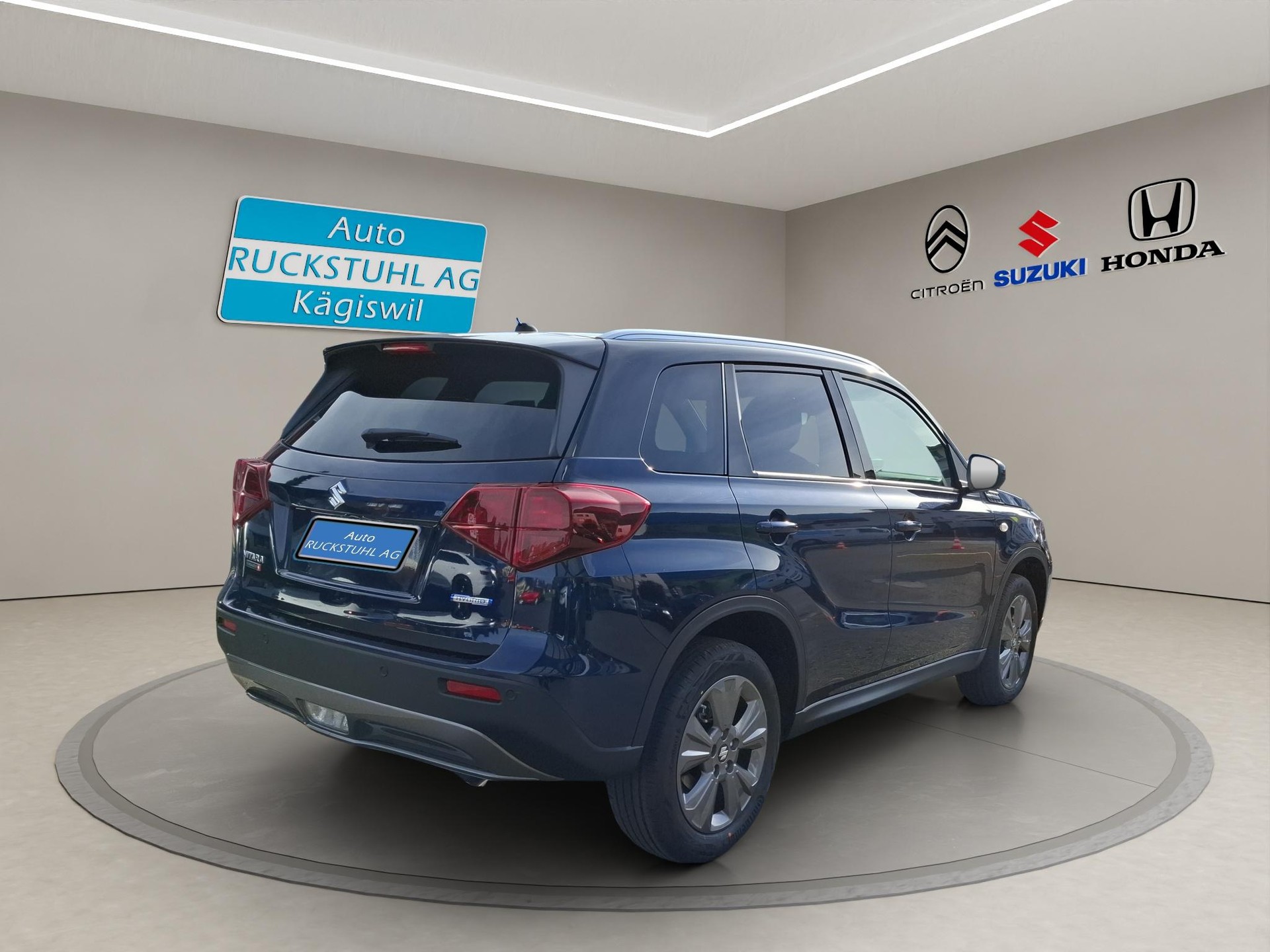 SUZUKI Vitara 1.4 T Compact+ Hybrid 4x4-image-2