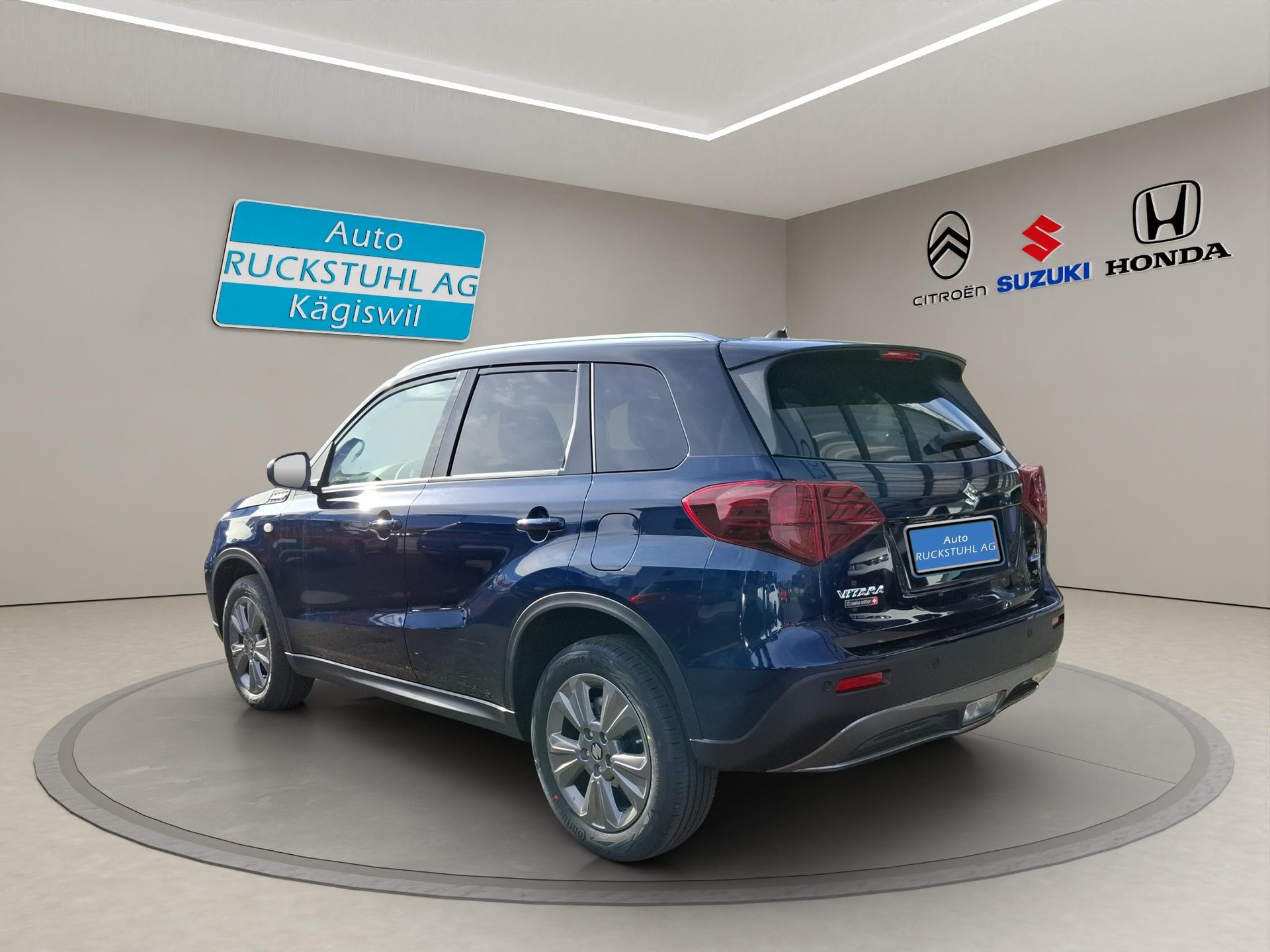 SUZUKI Vitara 1.4 T Compact+ Hybrid 4x4-image-3