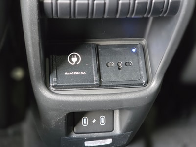 Hyundai Kona EV 65.4 kWh N Line — photo 11
