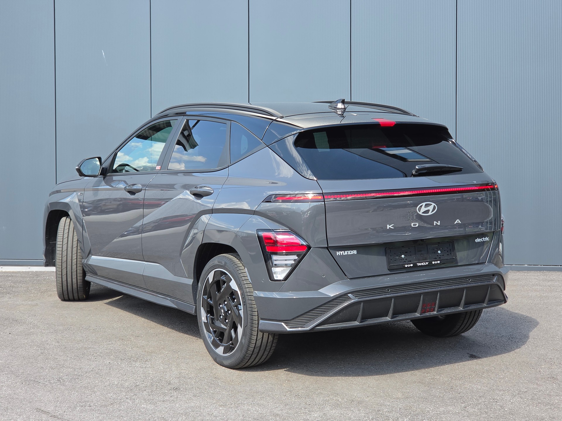 HYUNDAI Kona EV 65.4 kWh N Line-image-1