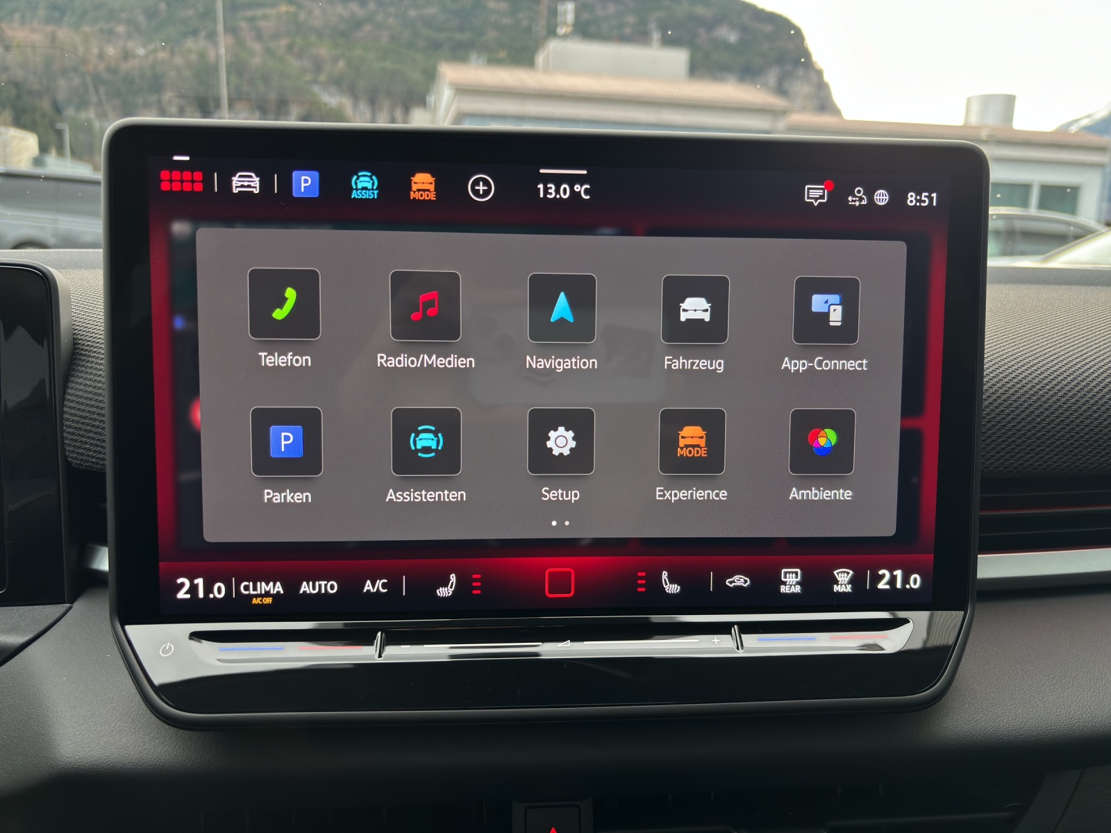 VW T-Roc 1.5 eTSI mHEV R-Line DSG-image-14