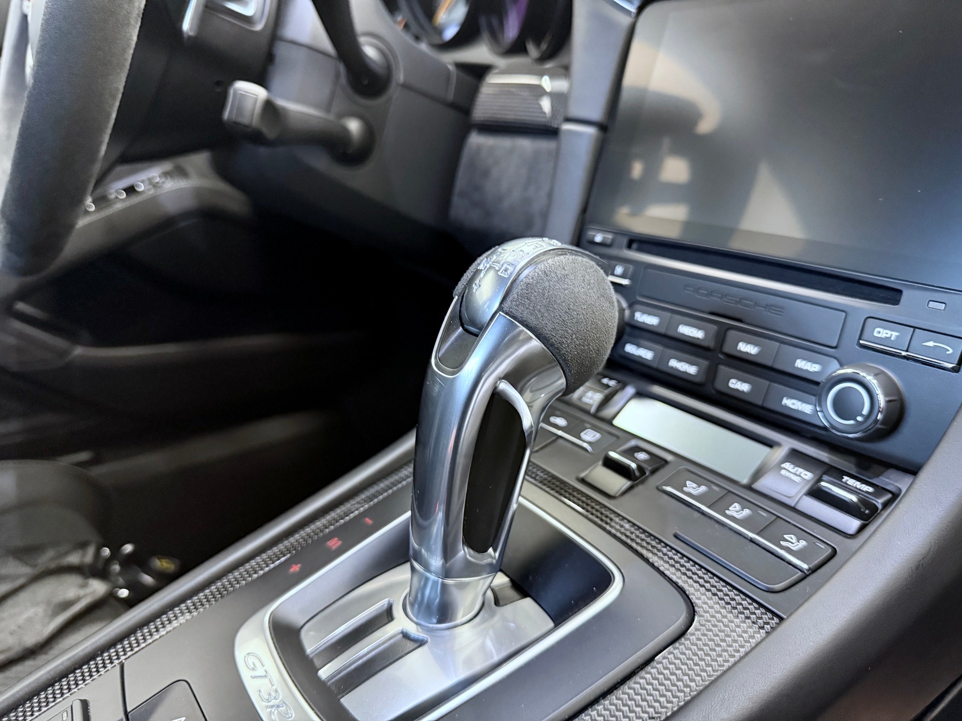 PORSCHE GT3 RS MK2-image-19