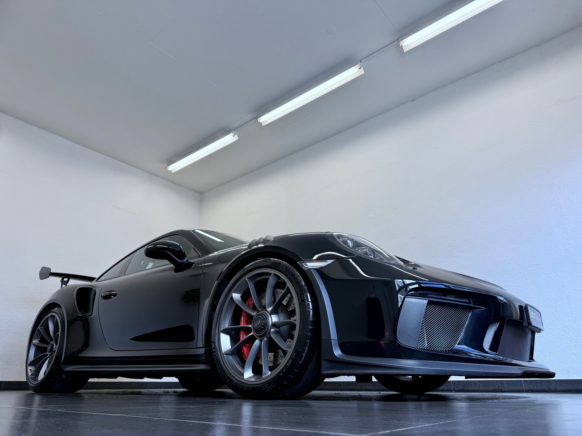 PORSCHE GT3 RS MK2-image-2