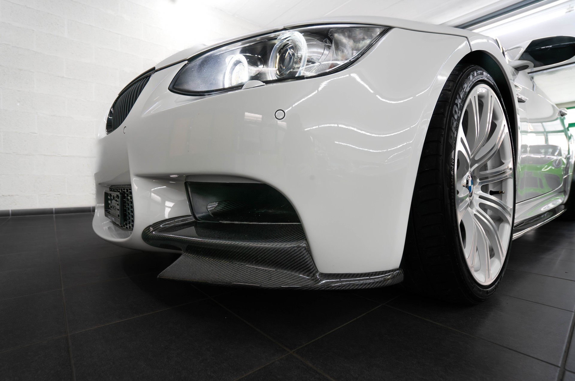 BMW M3 Coupé DSG Black & White Edition-image-11
