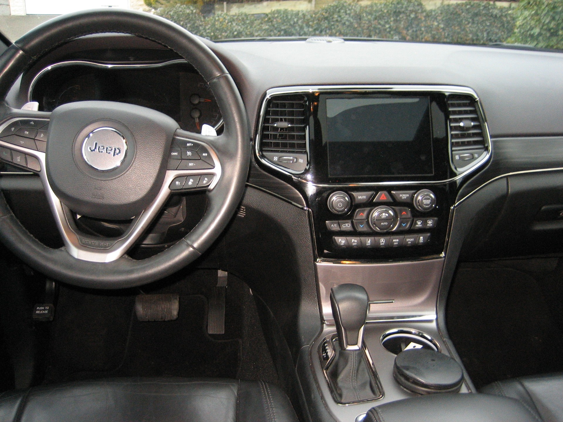 JEEP Grand Cherokee 3.0 CRD Limited SRT Look-image-7