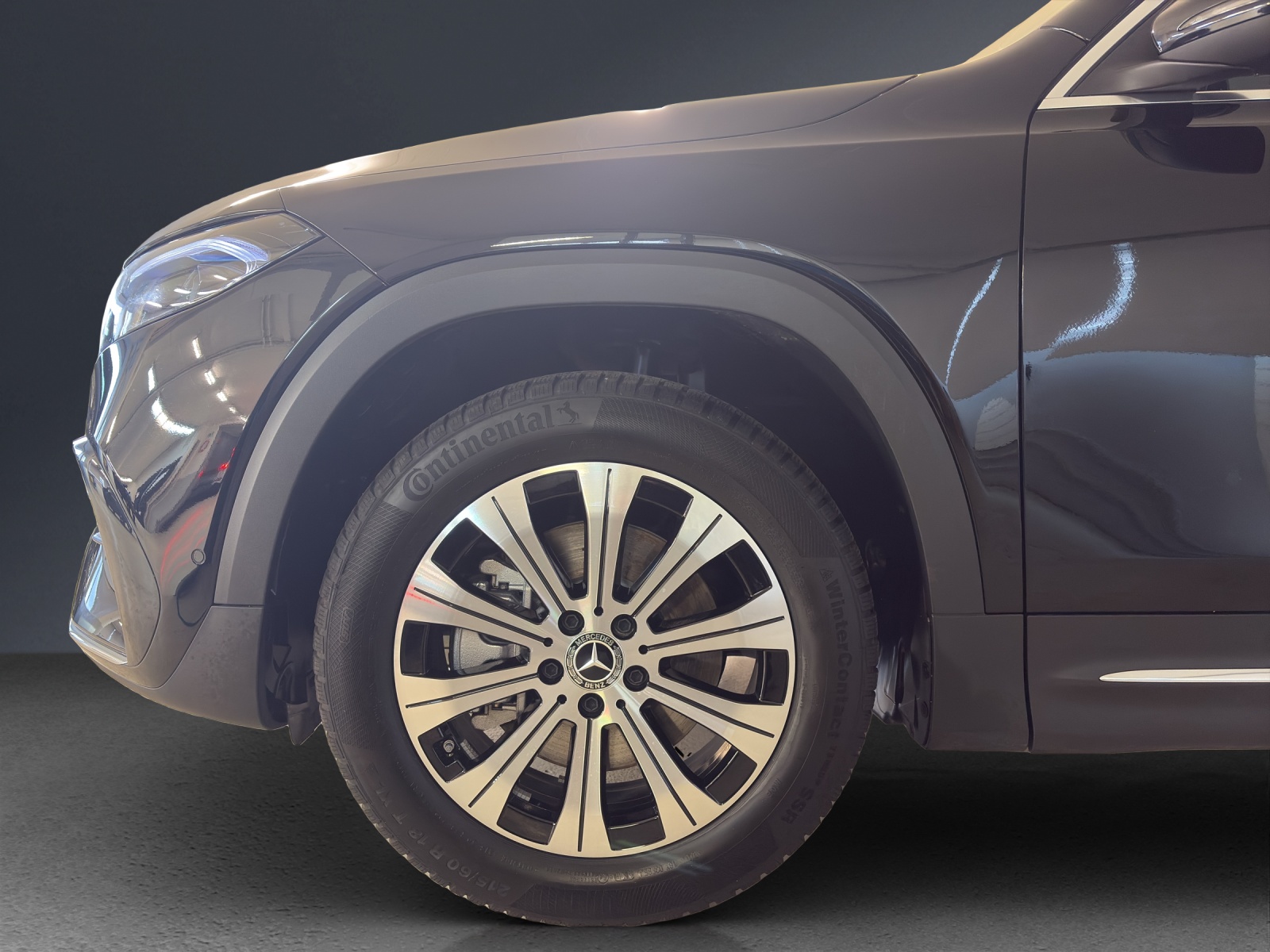 MERCEDES-BENZ EQB 350 4M Swiss Star-image-5